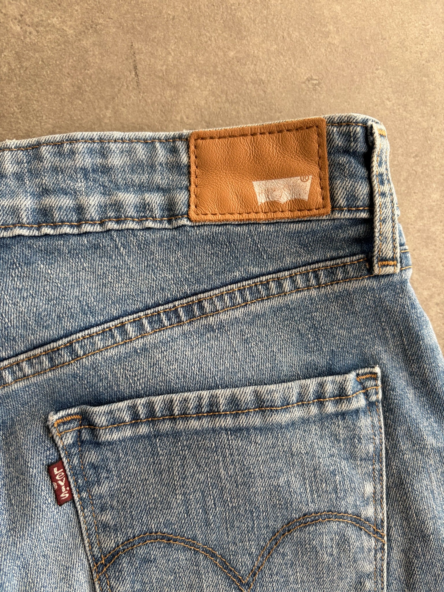 שורטס ג׳ינס Levi's קאט-אוף וינטג׳ - 29