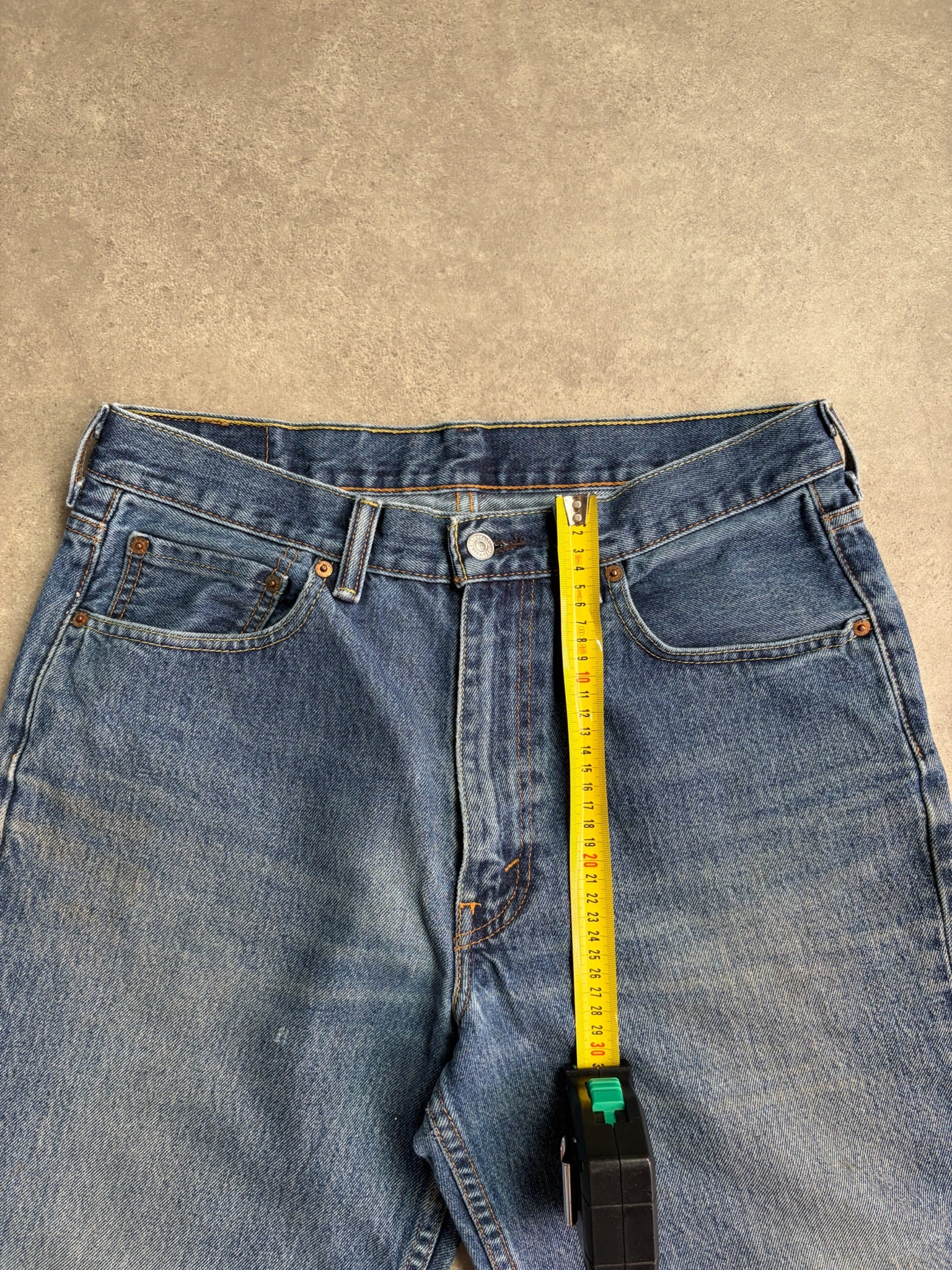 שורטס ג׳ינס Levi's 550 קאט-אוף וינטג׳ - 34