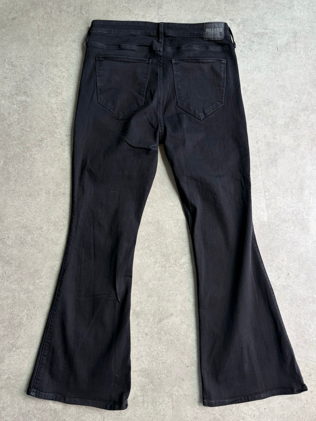 ג׳ינס פלייר Hollister עם שסעים וינטג׳ - 33