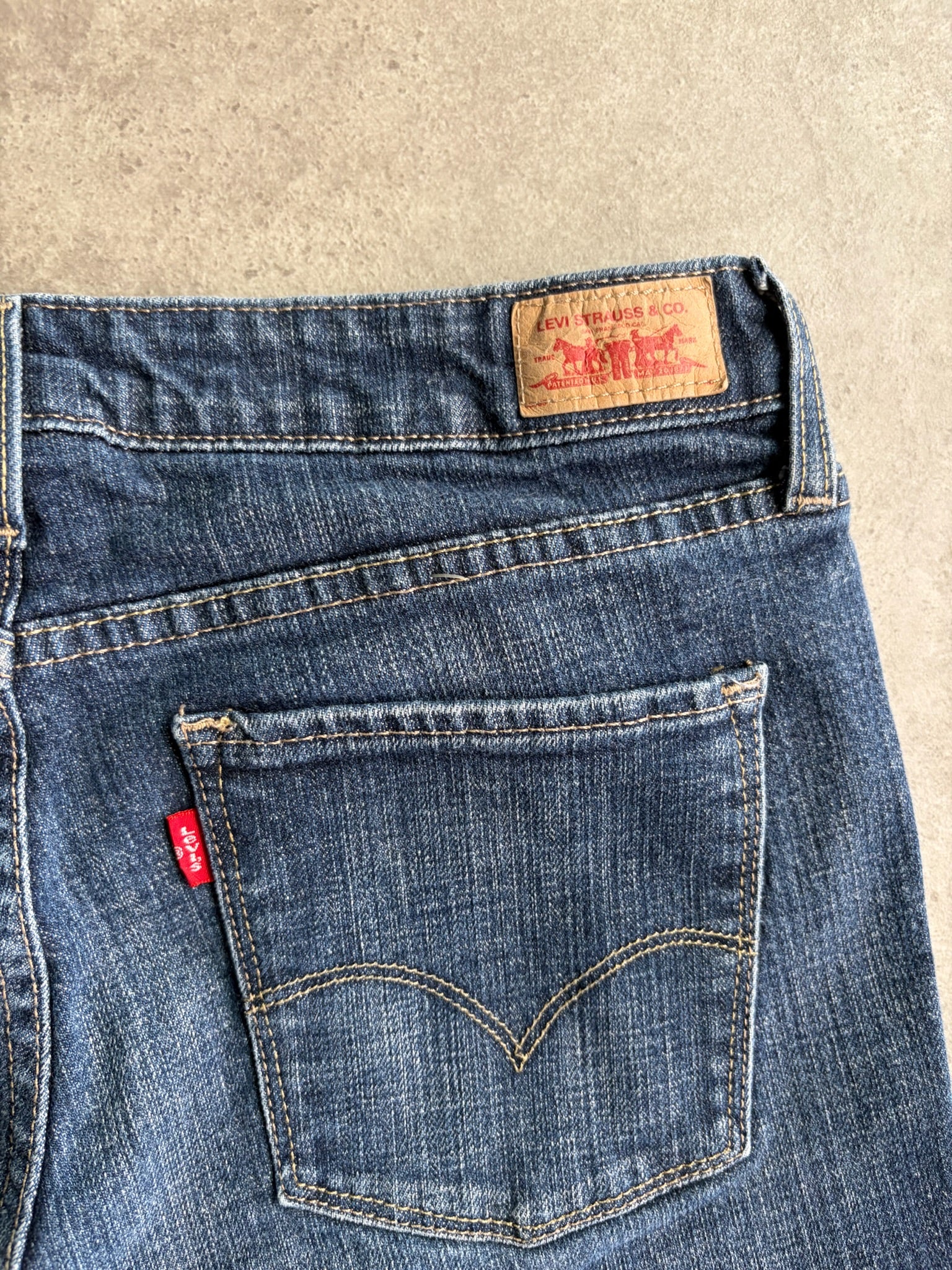 ג׳ינס נמוך Levis Straight וינטג׳ - 29