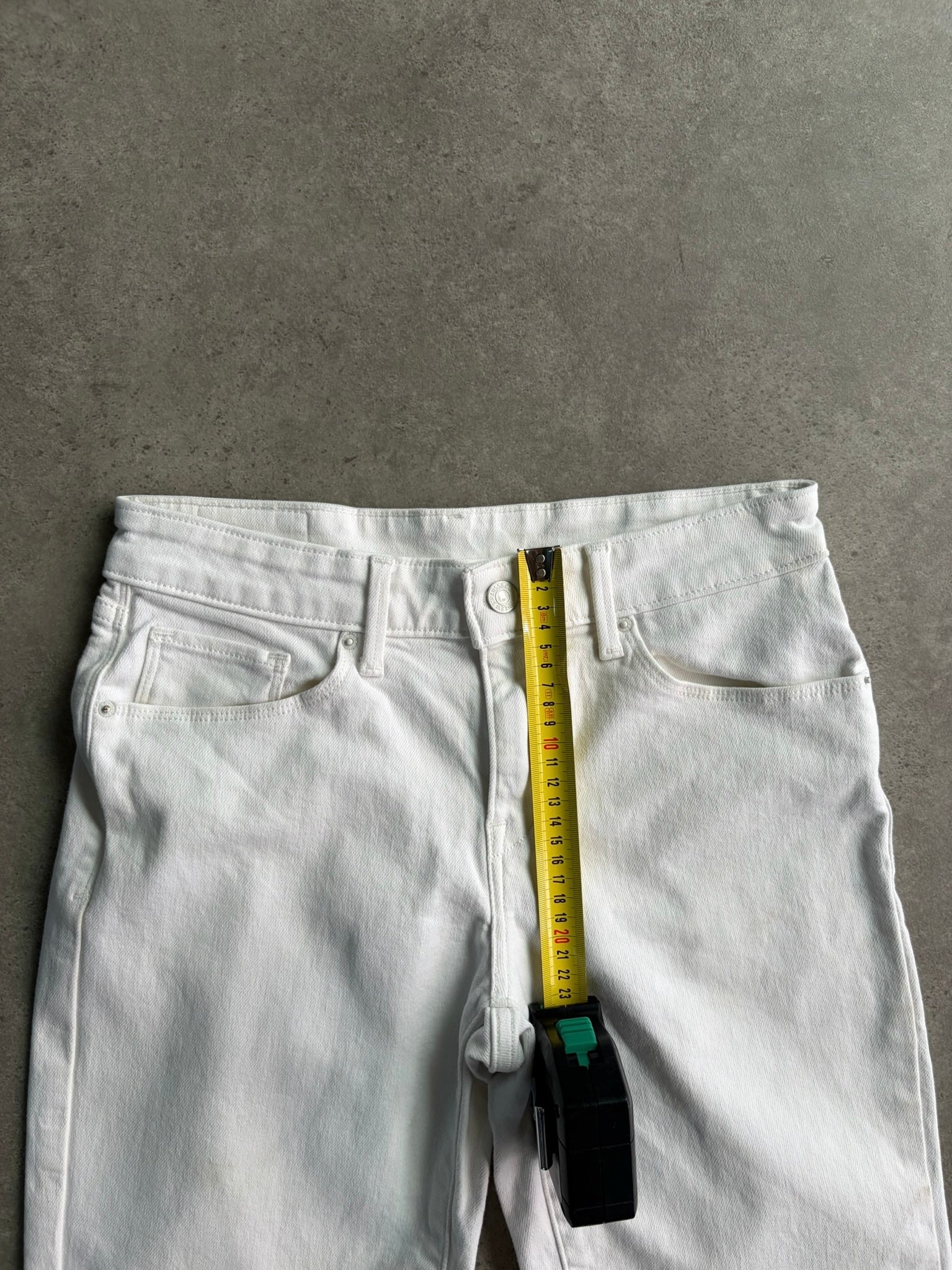 שורטס ג׳ינס Levi's לבן וינטג׳ - 28
