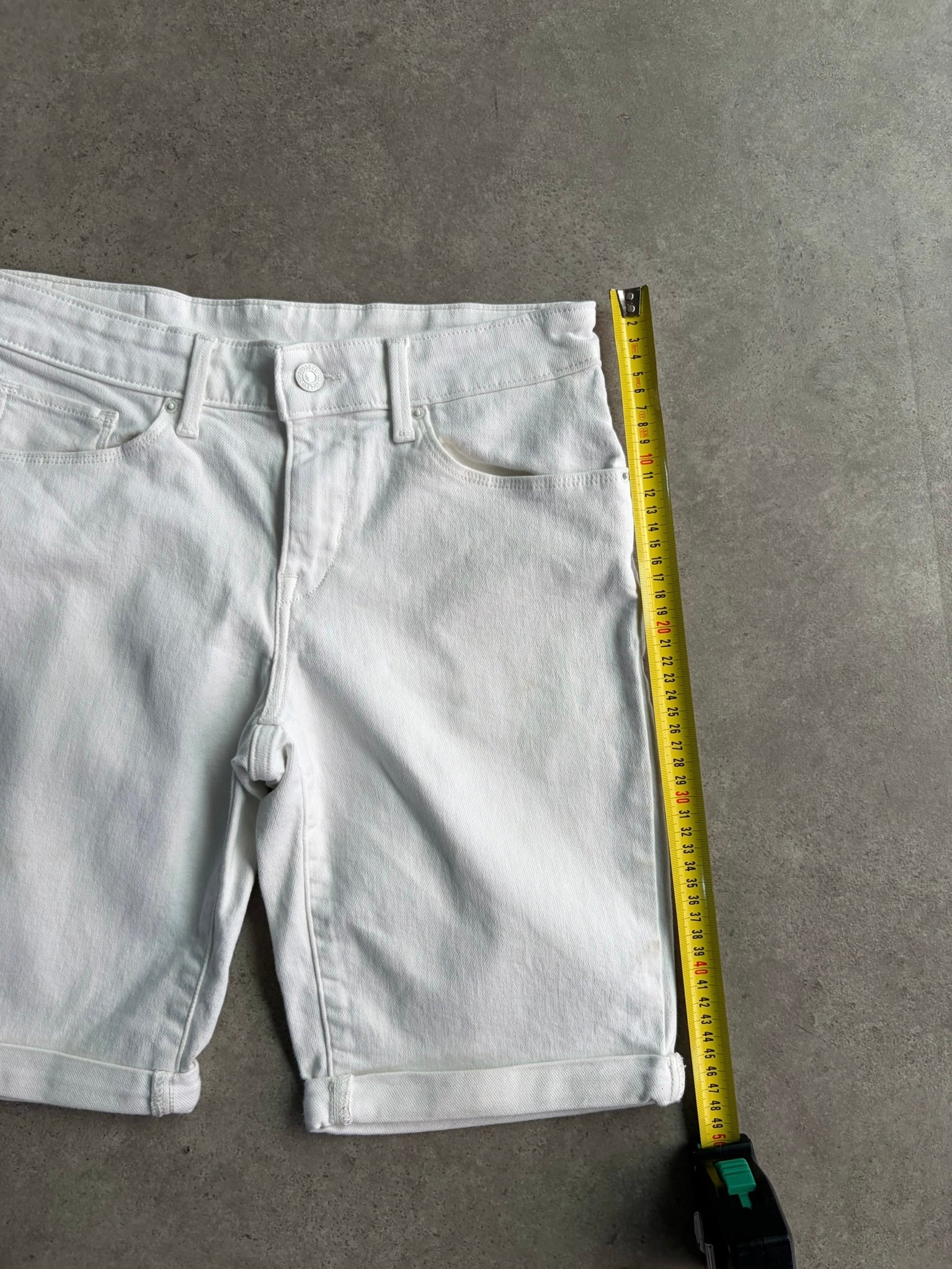 שורטס ג׳ינס Levi's לבן וינטג׳ - 28