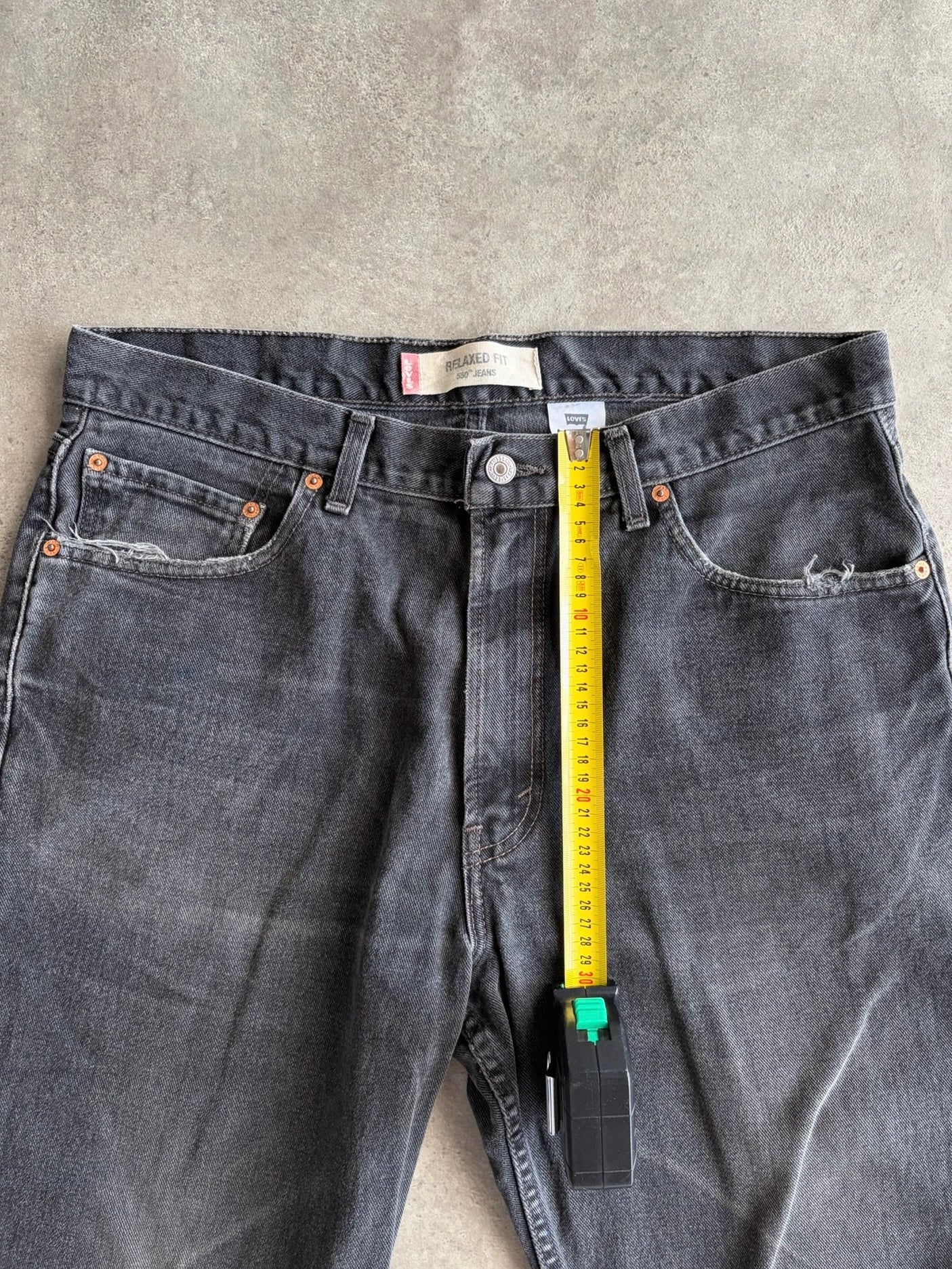 ג׳ינס Levi's 550 Relaxed Fit אפור וינטג׳ - 36