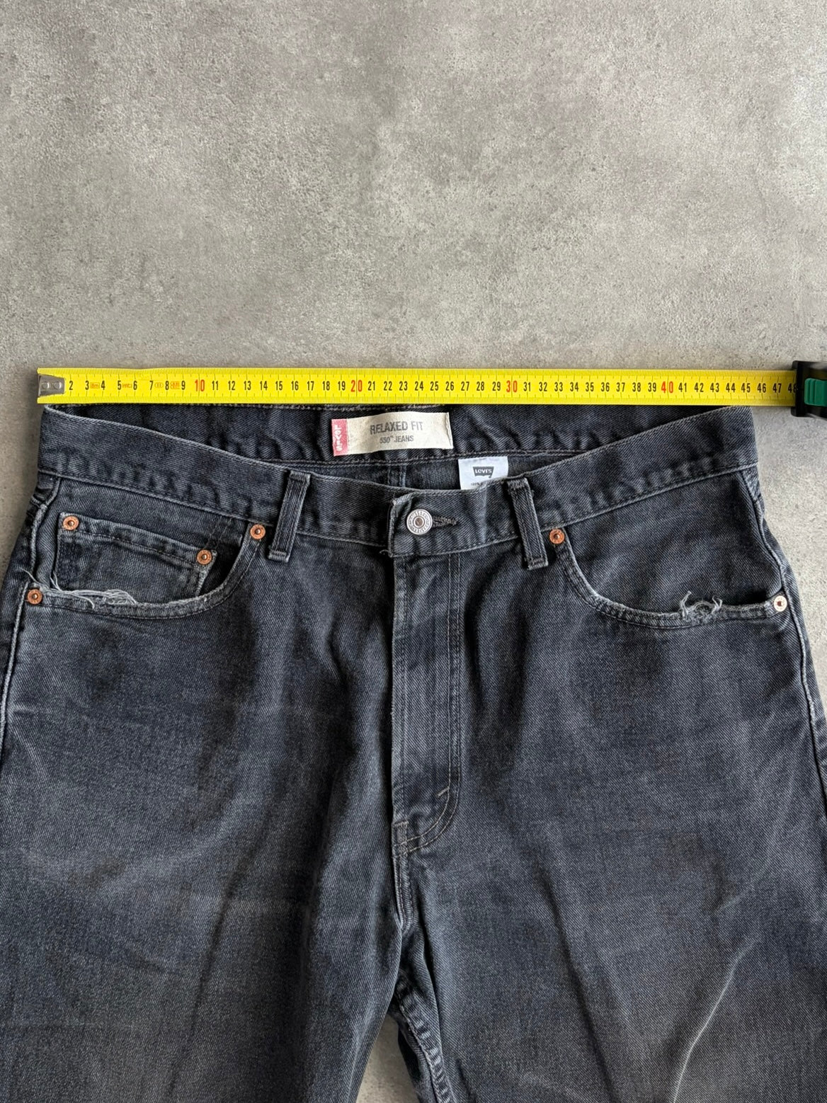 ג׳ינס Levi's 550 Relaxed Fit אפור וינטג׳ - 36