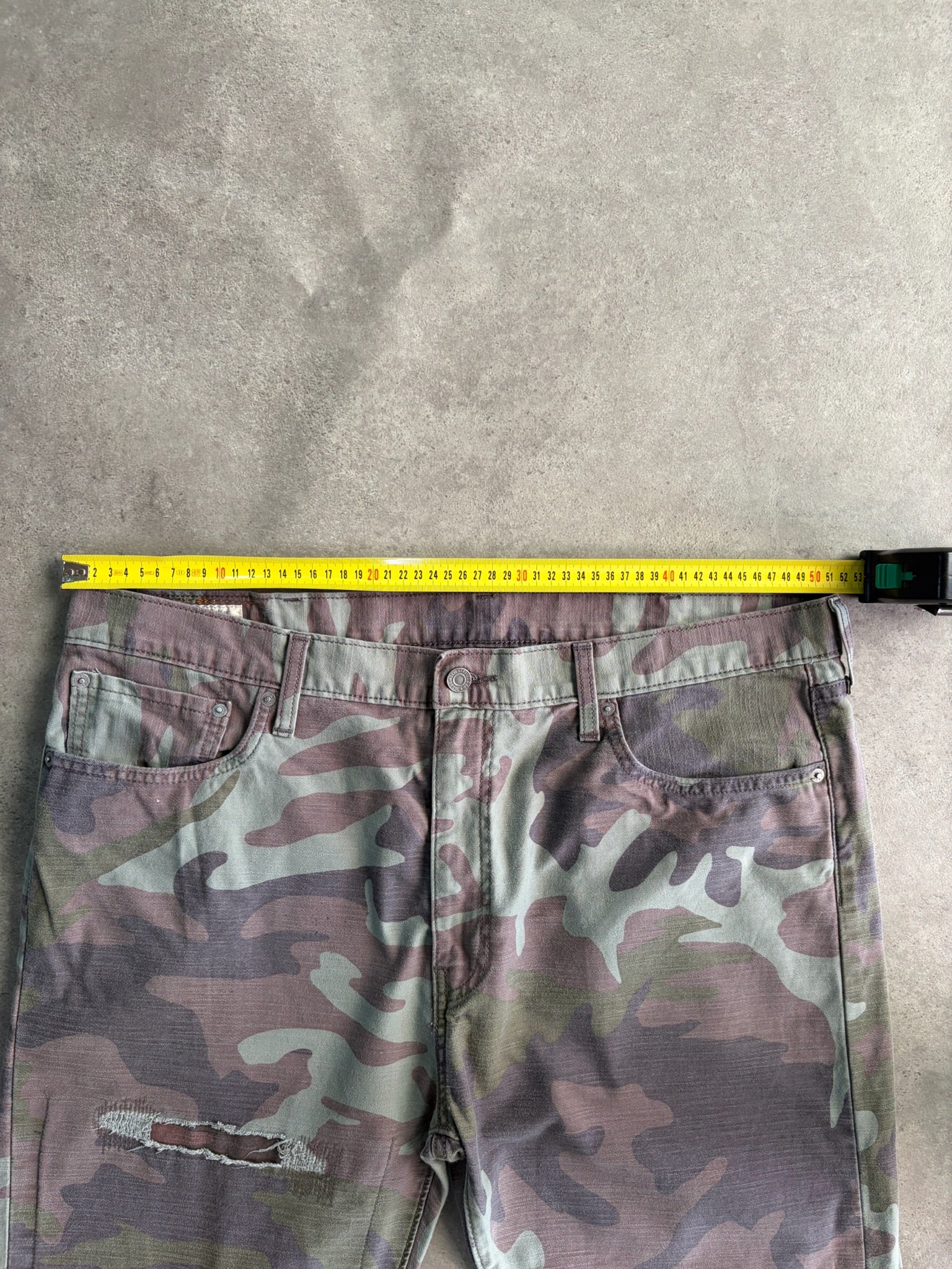 מכנסי Levi's Hi-Ball קמופלאז׳ עם קרעים וינטג׳ - 40