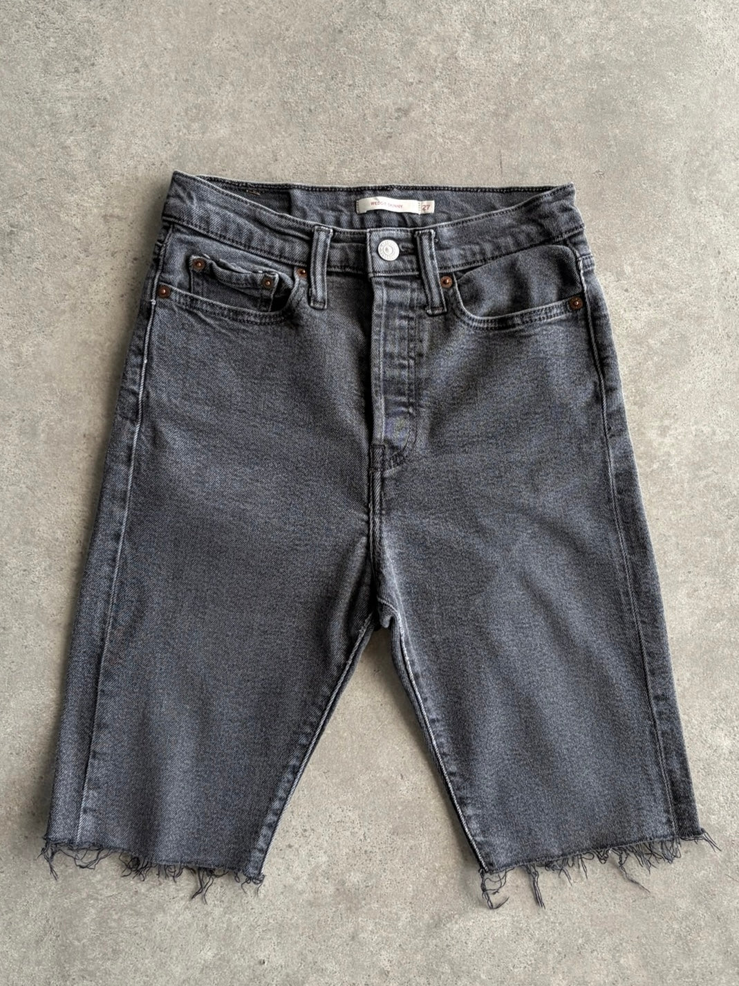 שורטס ג׳ינס Levi's Wedgie וינטג׳ - 25
