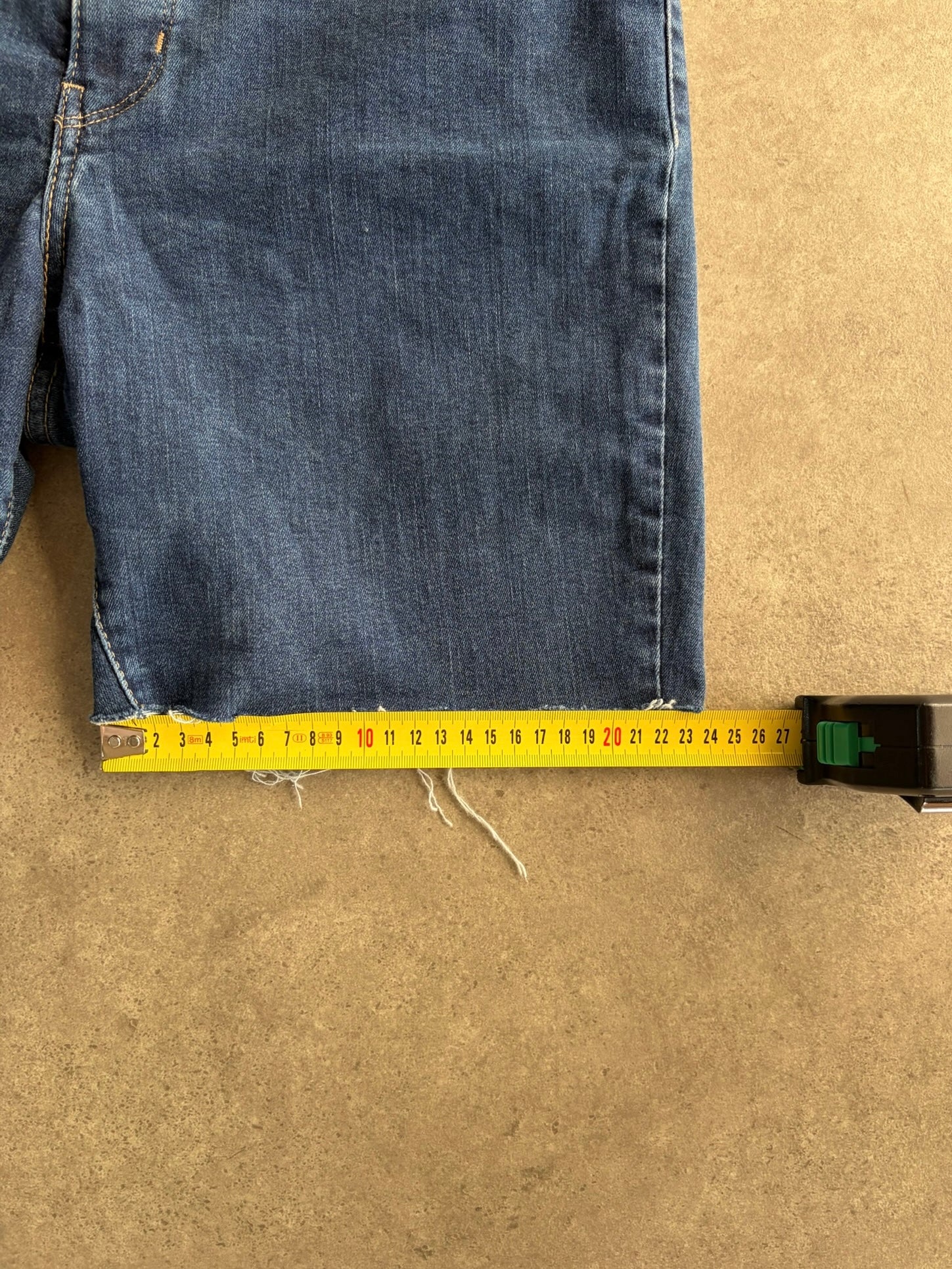 שורטס ג׳ינס Levi's 311 Shaping Skinny וינטג׳ - 35