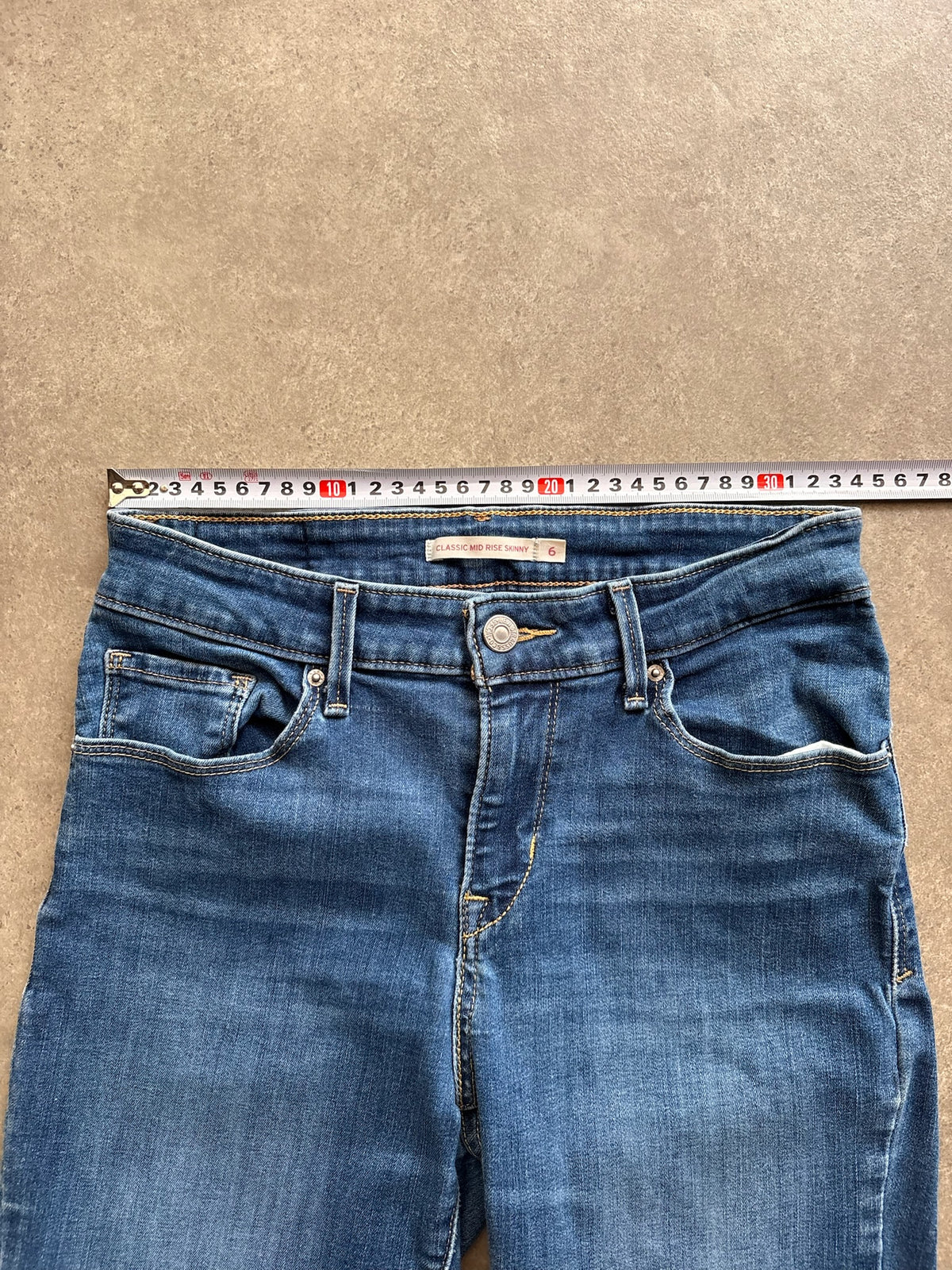 שורט ג'ינס Levi's וינטג׳ - 27 – שורט ג׳ינס וינטג׳ ליוויס, תמונה 3