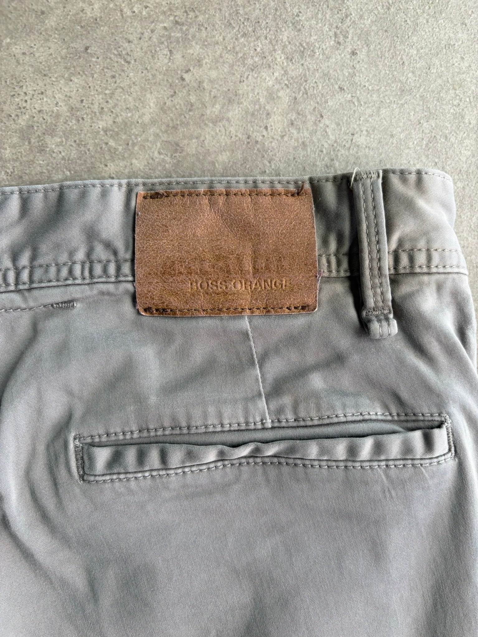 מכנסי צ'ינו Hugo Boss Orange וינטג׳ - 31