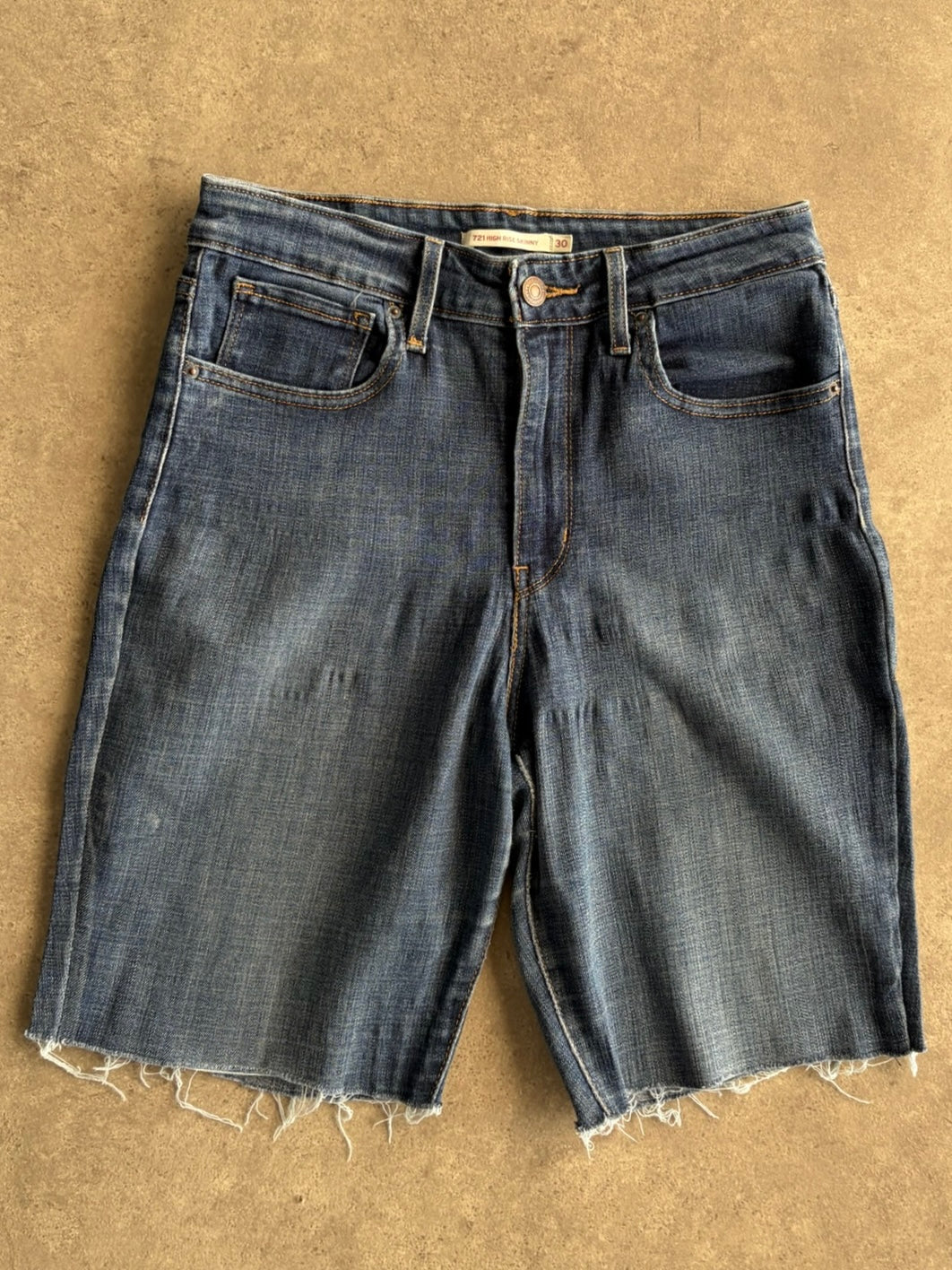 שורטס ג׳ינס Levi's 721 קאט-אוף וינטג׳ - 28