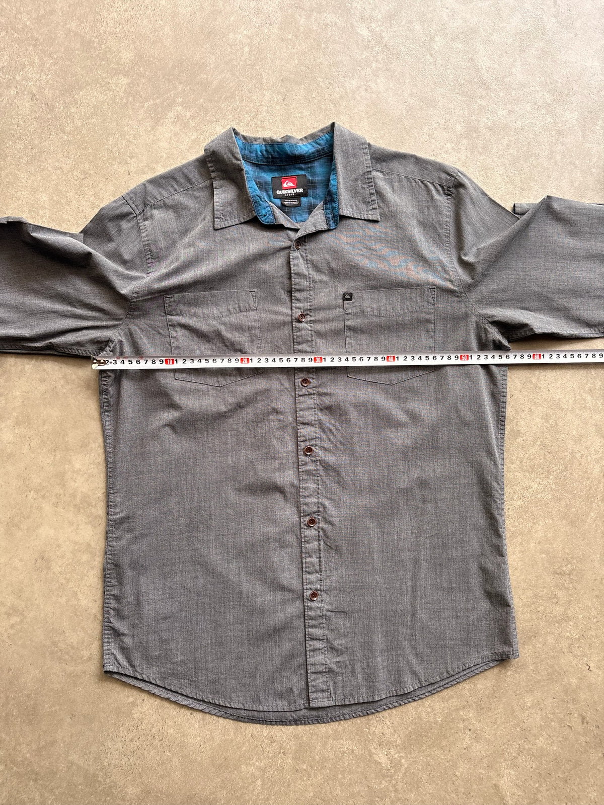 מכופתרת Quiksilver וינטג׳ - L – חולצה מכופתרת וינטג׳, תמונה 3