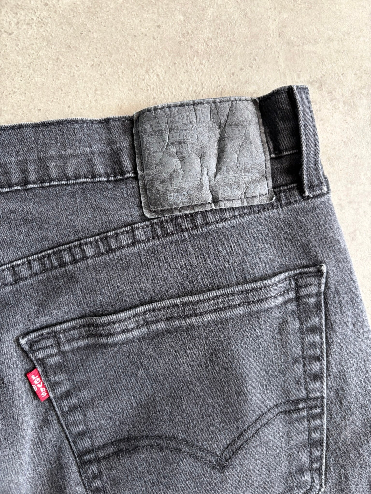 ג׳ינס Levi's 502 אפור שטוף וינטג׳ - 37