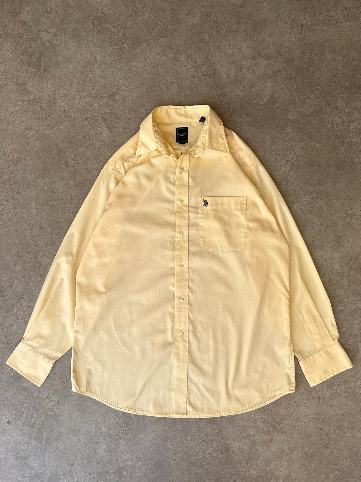 מכופתרת U.S. Polo Assn וינטג׳ - L – חולצה מכופתרת וינטג׳ | DNA תל אביב
