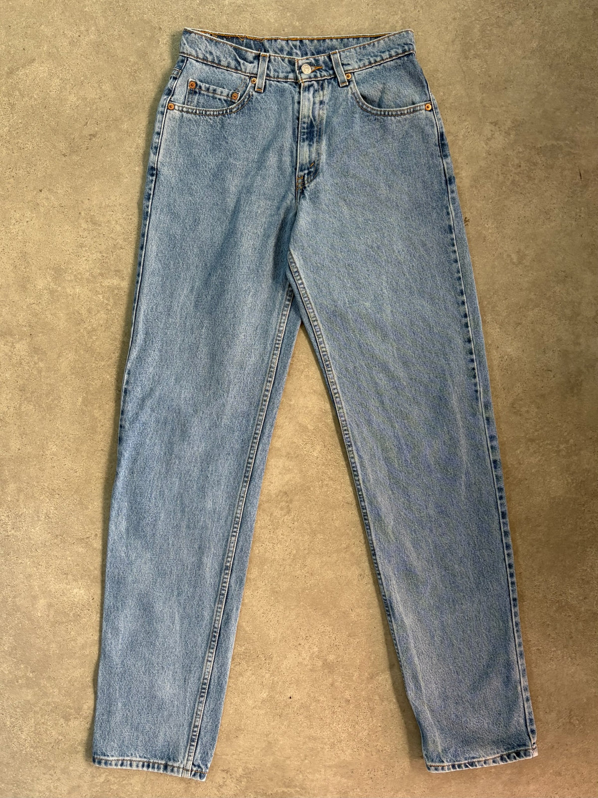 ג'ינס Levi's 535 וינטג׳ - 28 – ג׳ינס ליוויס וינטג׳ | DNA תל אביב