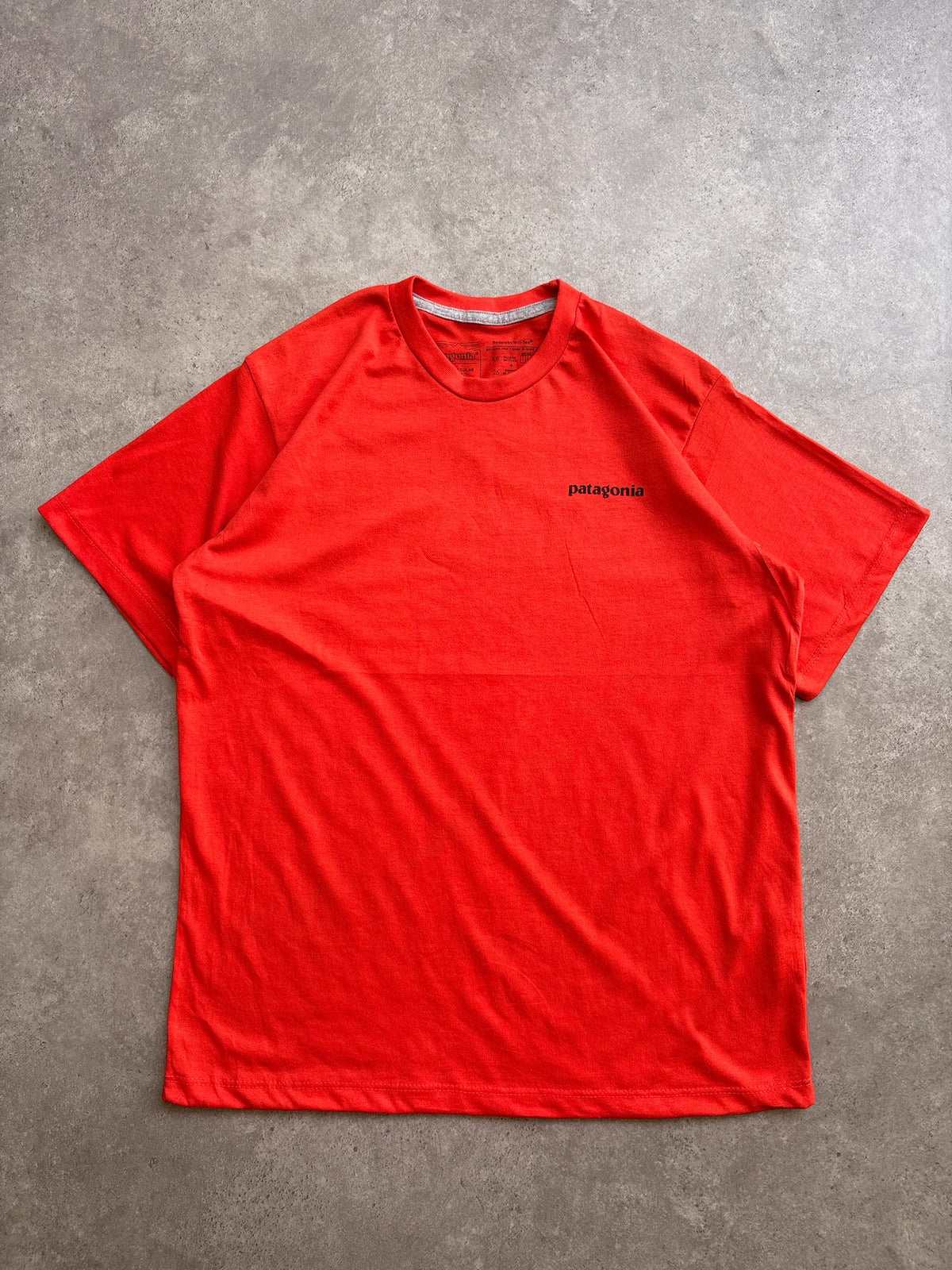 טישירט Patagonia וינטג׳ - S – טי שירט וינטג׳ פטגוניה, תמונה 2