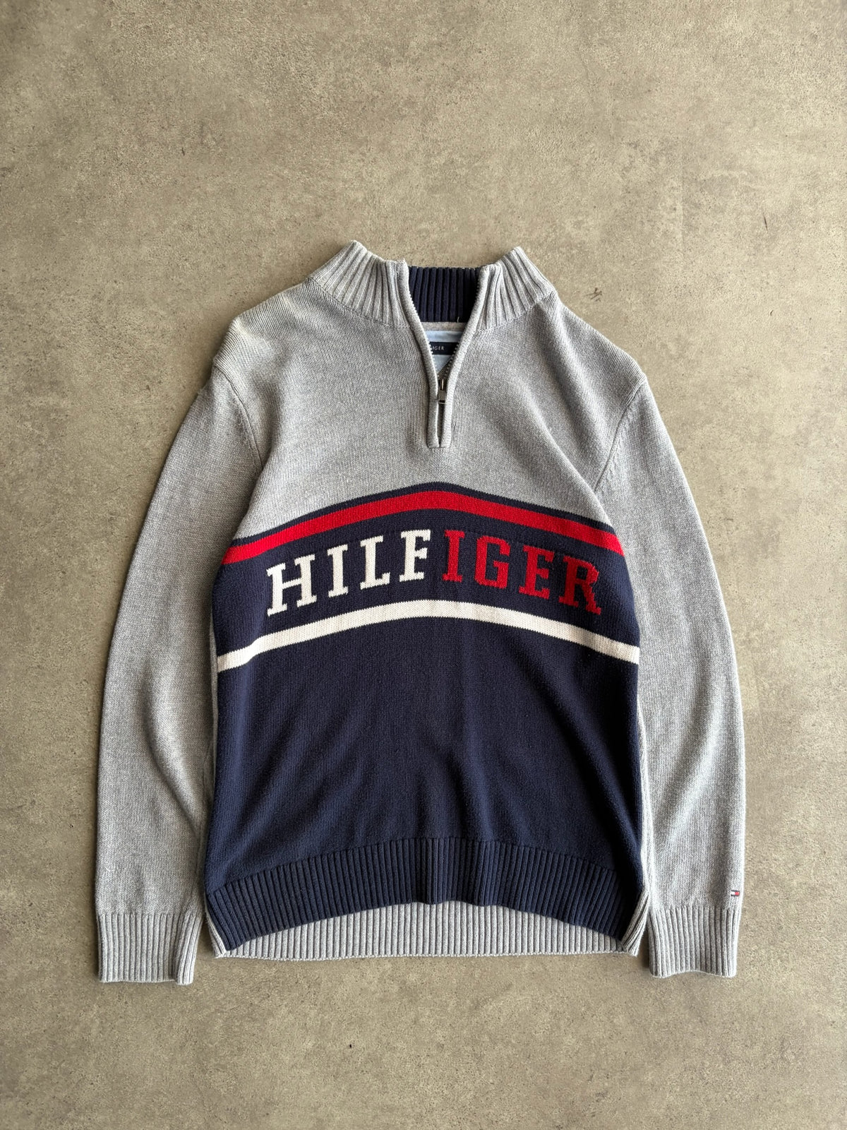 סוודר Tommy Hilfiger רבע רוכסן וינטג׳ - S – סריג וינטג׳ טומי הילפיגר | DNA תל אביב