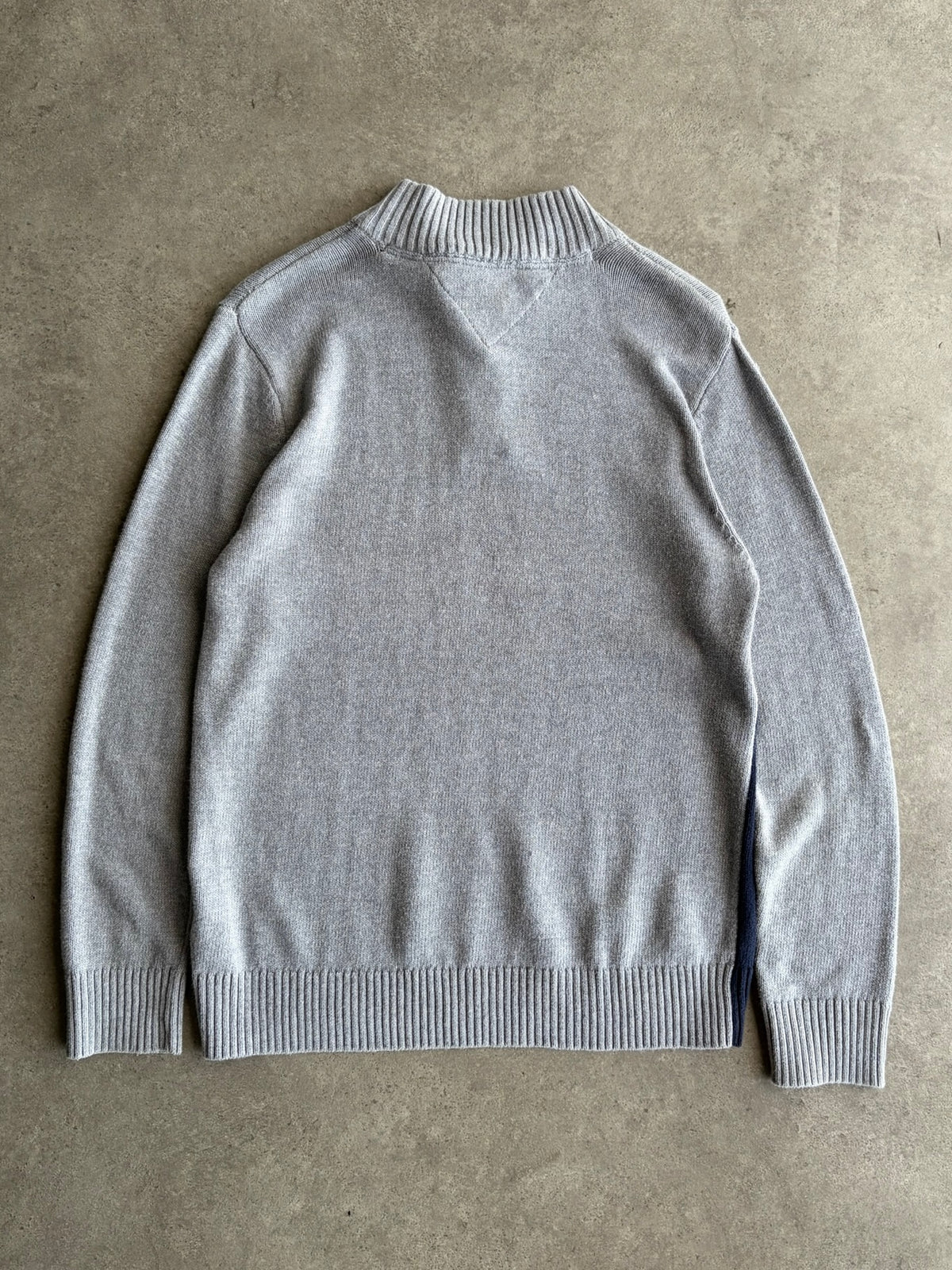 סוודר Tommy Hilfiger רבע רוכסן וינטג׳ - S – סריג וינטג׳ טומי הילפיגר, תמונה 2