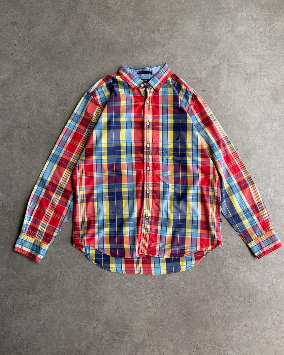 מכופתרת משבצות Nautica וינטג׳ - XL – חולצת פלנל משבצות וינטג׳ נאוטיקה | DNA תל אביב