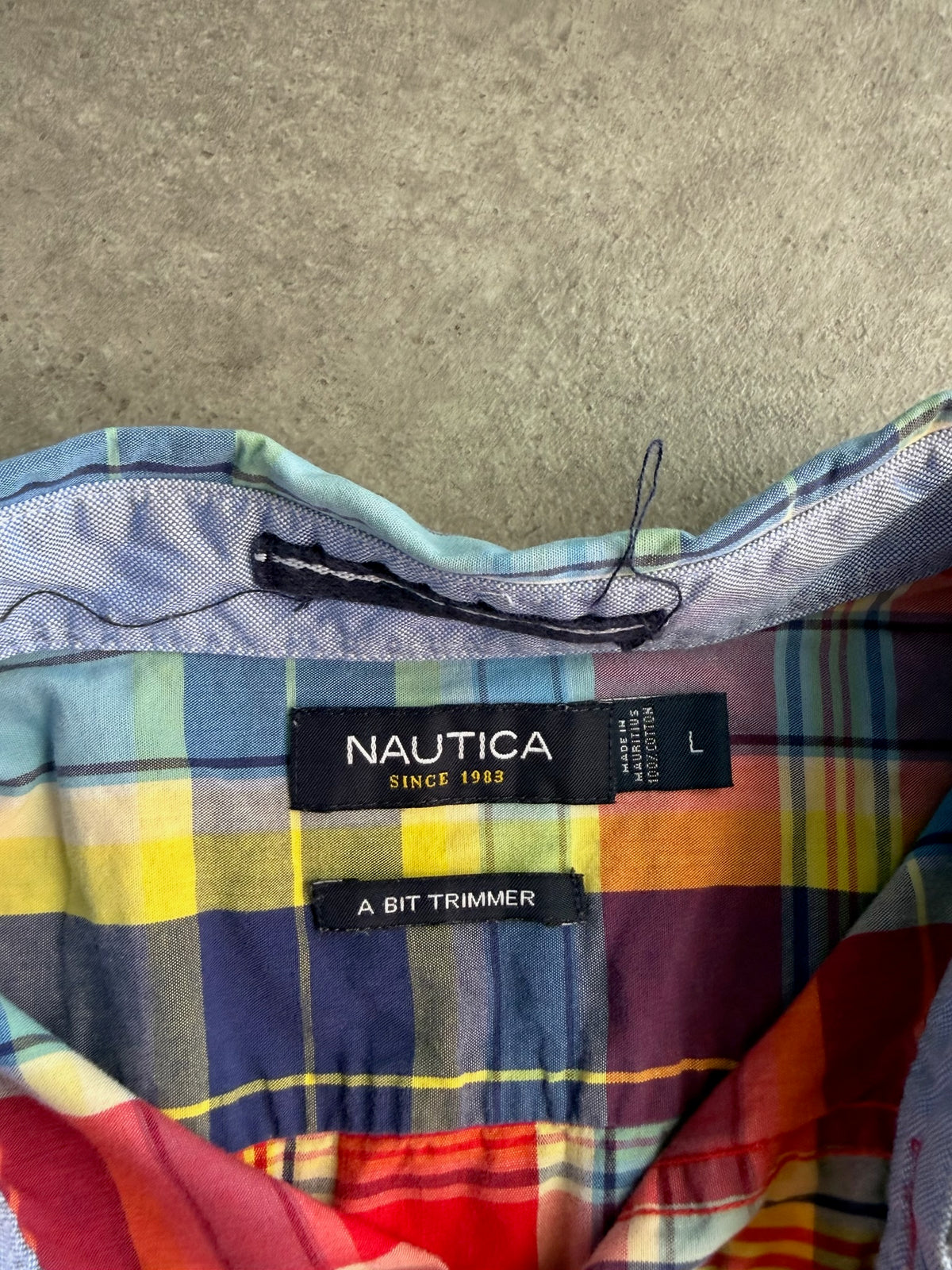 מכופתרת משבצות Nautica וינטג׳ - XL – חולצת פלנל משבצות וינטג׳ נאוטיקה, תמונה 3