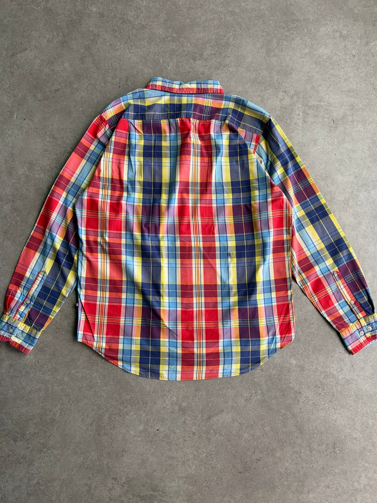 מכופתרת משבצות Nautica וינטג׳ - XL – חולצת פלנל משבצות וינטג׳ נאוטיקה, תמונה 2