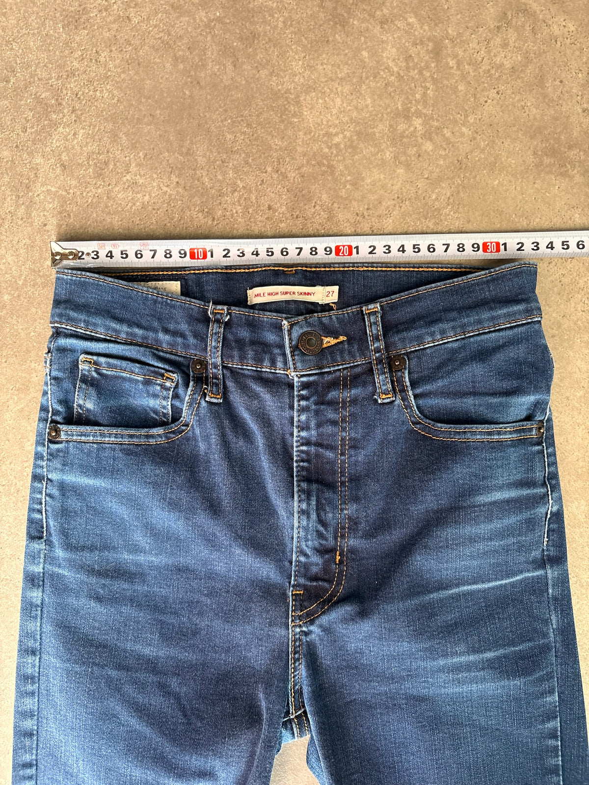 שורט ג'ינס Levi's Mile High Skinny וינטג׳ - 25 – שורט ג׳ינס וינטג׳ ליוויס, תמונה 4
