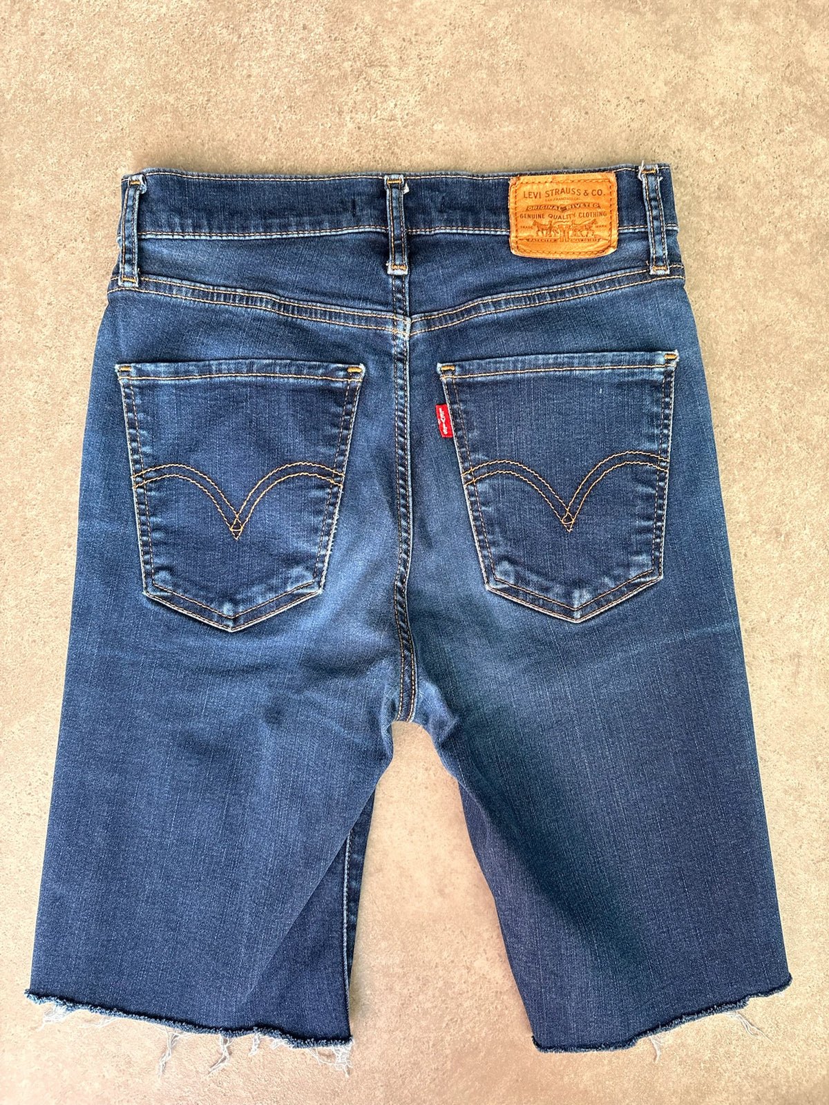שורט ג'ינס Levi's Mile High Skinny וינטג׳ - 25 – שורט ג׳ינס וינטג׳ ליוויס, תמונה 2