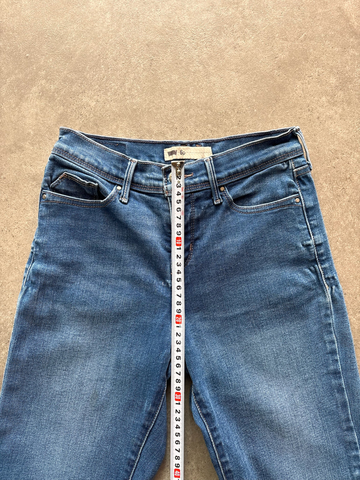 שורט ג'ינס Levi's וינטג׳ - 24 – שורט ג׳ינס וינטג׳ ליוויס, תמונה 7