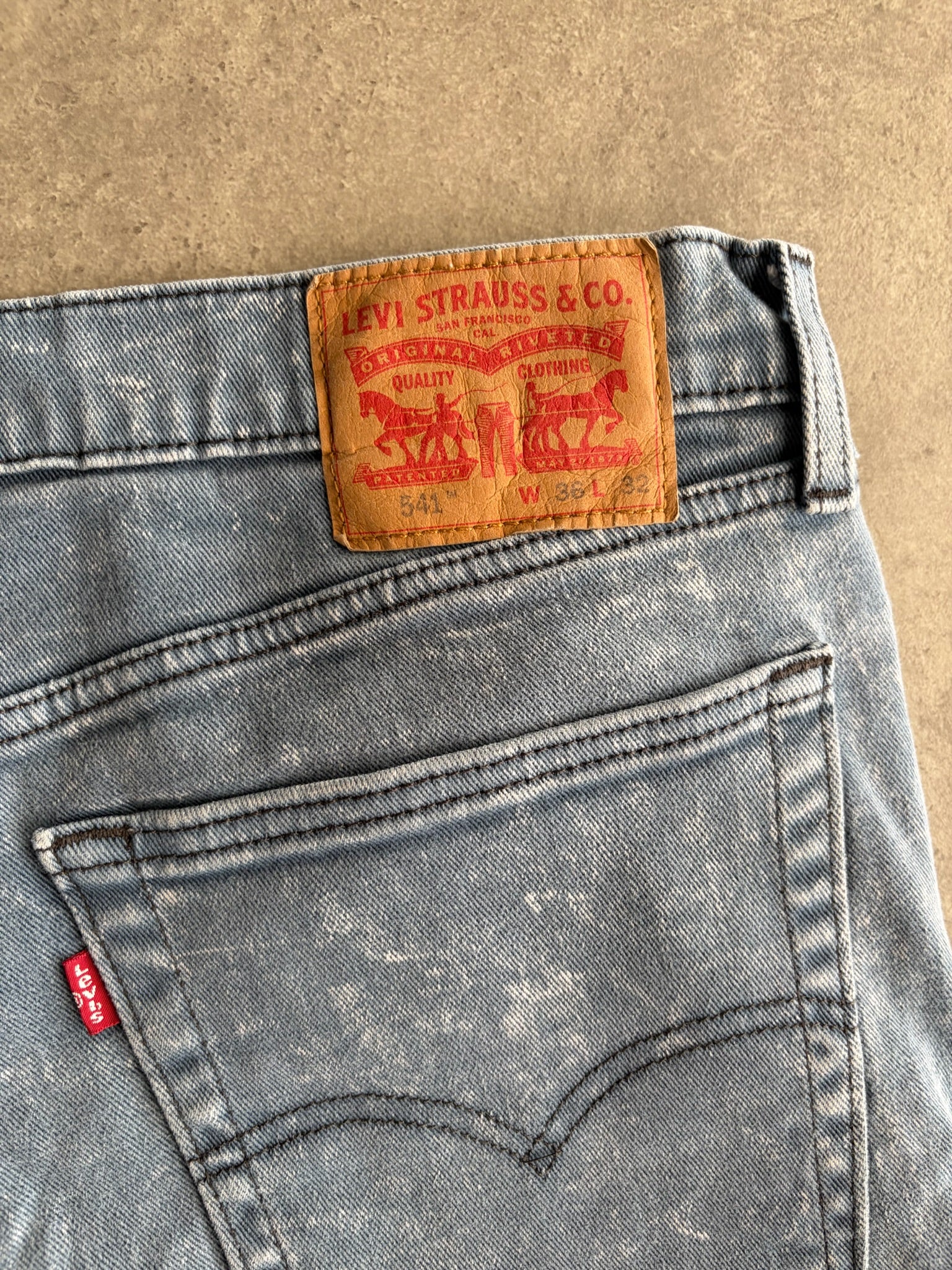 ג׳ינס Levi's 541 אסיד ווש אפור וינטג׳ - 37