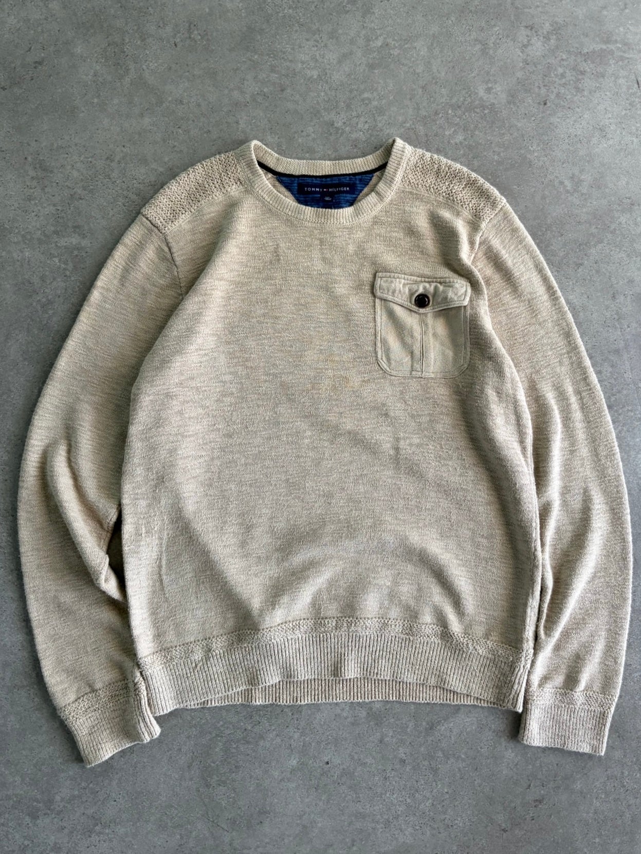 סריג Tommy Hilfiger עם כיס וינטג׳ - M
