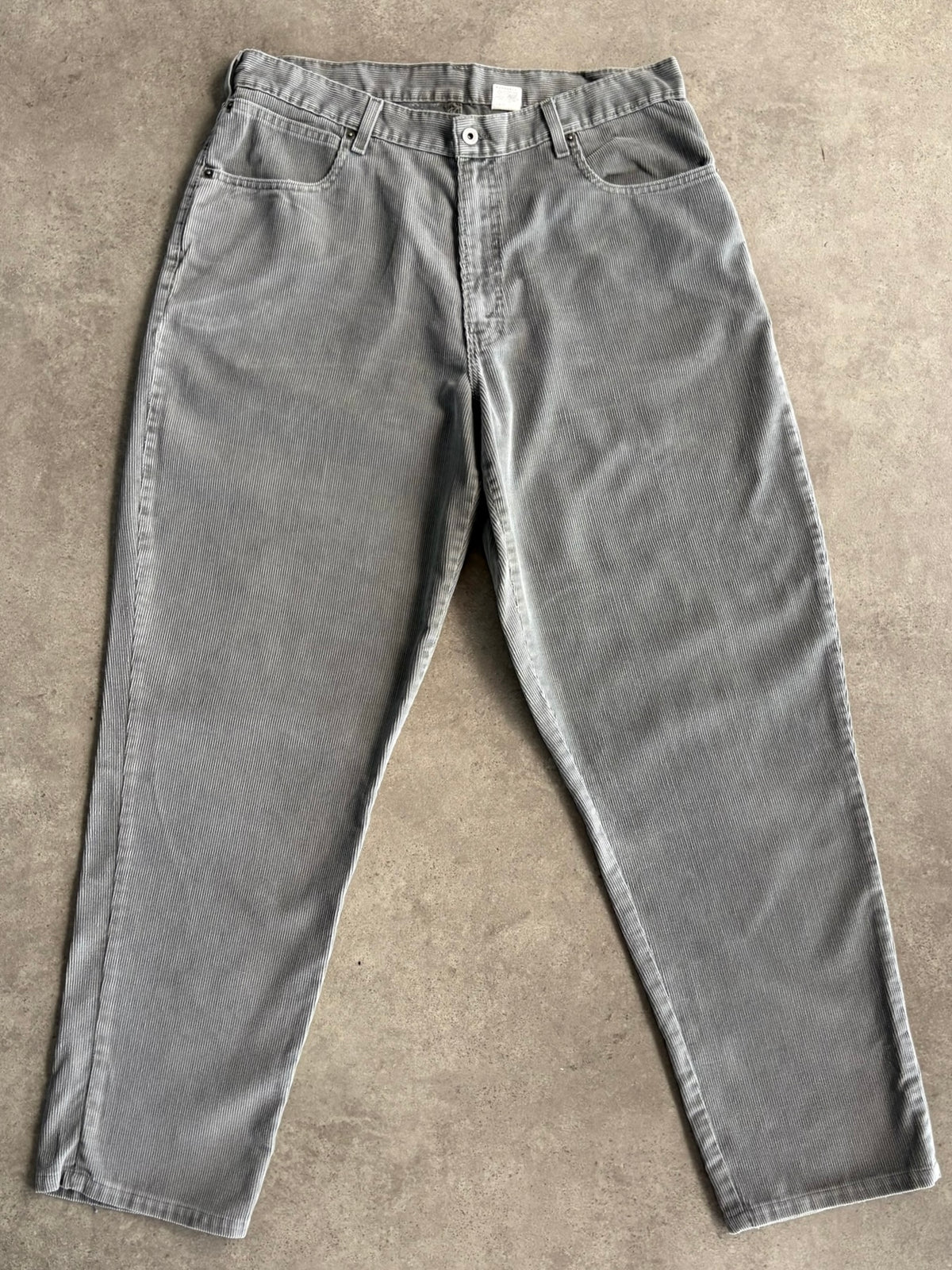 מכנס קורדרוי Levi's וינטג׳ - 35 – מכנסי וינטג׳ ליוויס, תמונה 2
