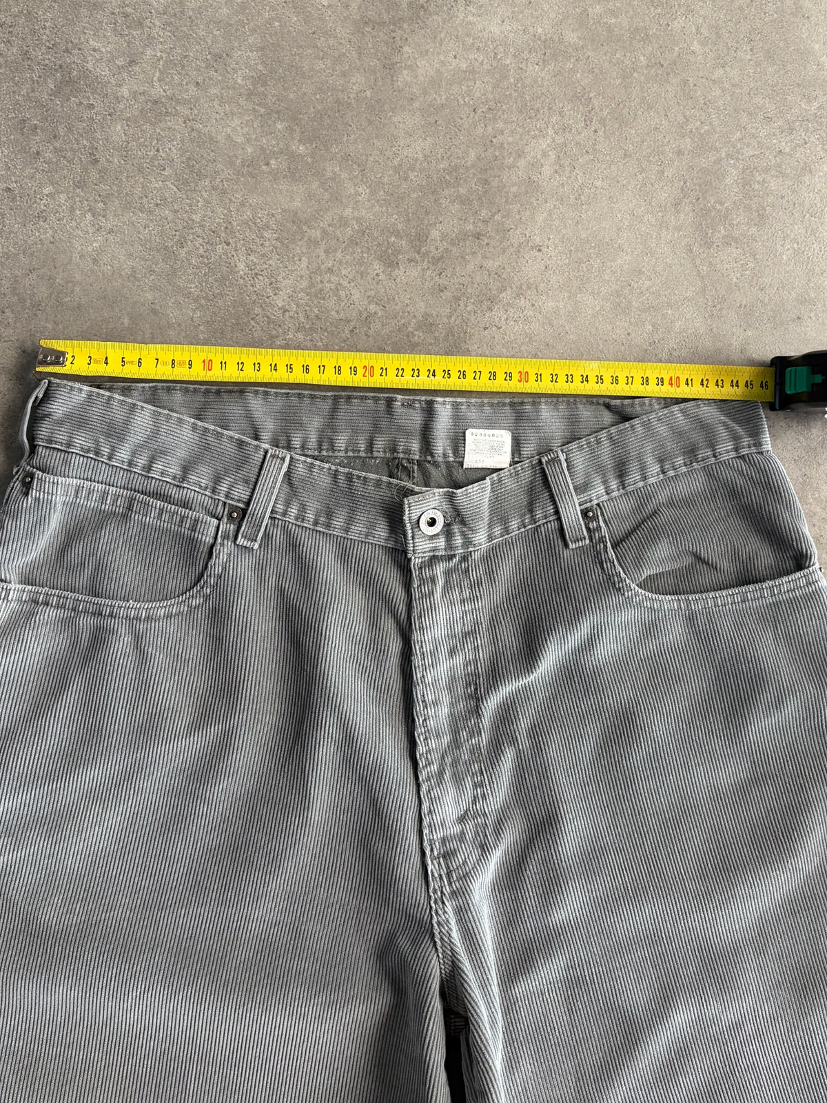 מכנס קורדרוי Levi's וינטג׳ - 35 – מכנסי וינטג׳ ליוויס, תמונה 3