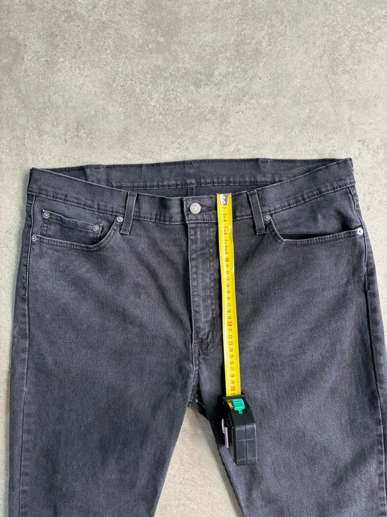 ג׳ינס Levi's שחור שטוף וינטג׳ - 39
