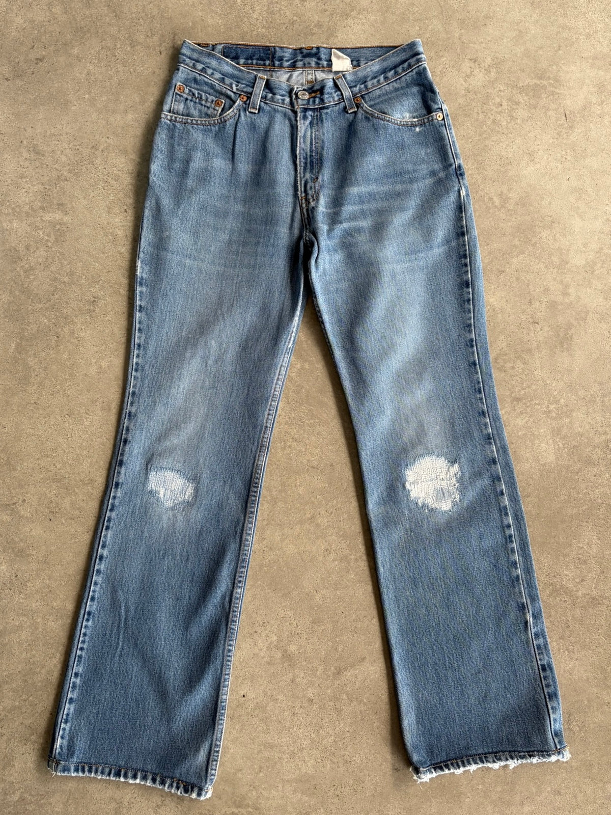 ג'ינס Levi's 517 וינטג׳ קרעים בברכיים - 32 – ג׳ינס ליוויס וינטג׳ | DNA תל אביב