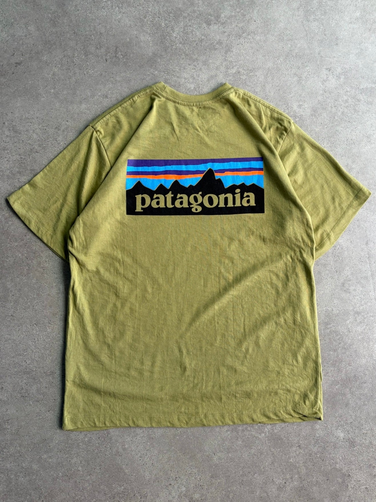 טי שירט Patagonia P-6 וינטג׳ - M