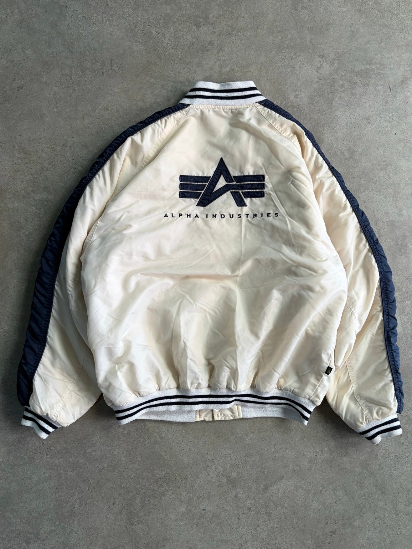 ג׳קט ורסיטי Alpha Industries וינטג׳ - M