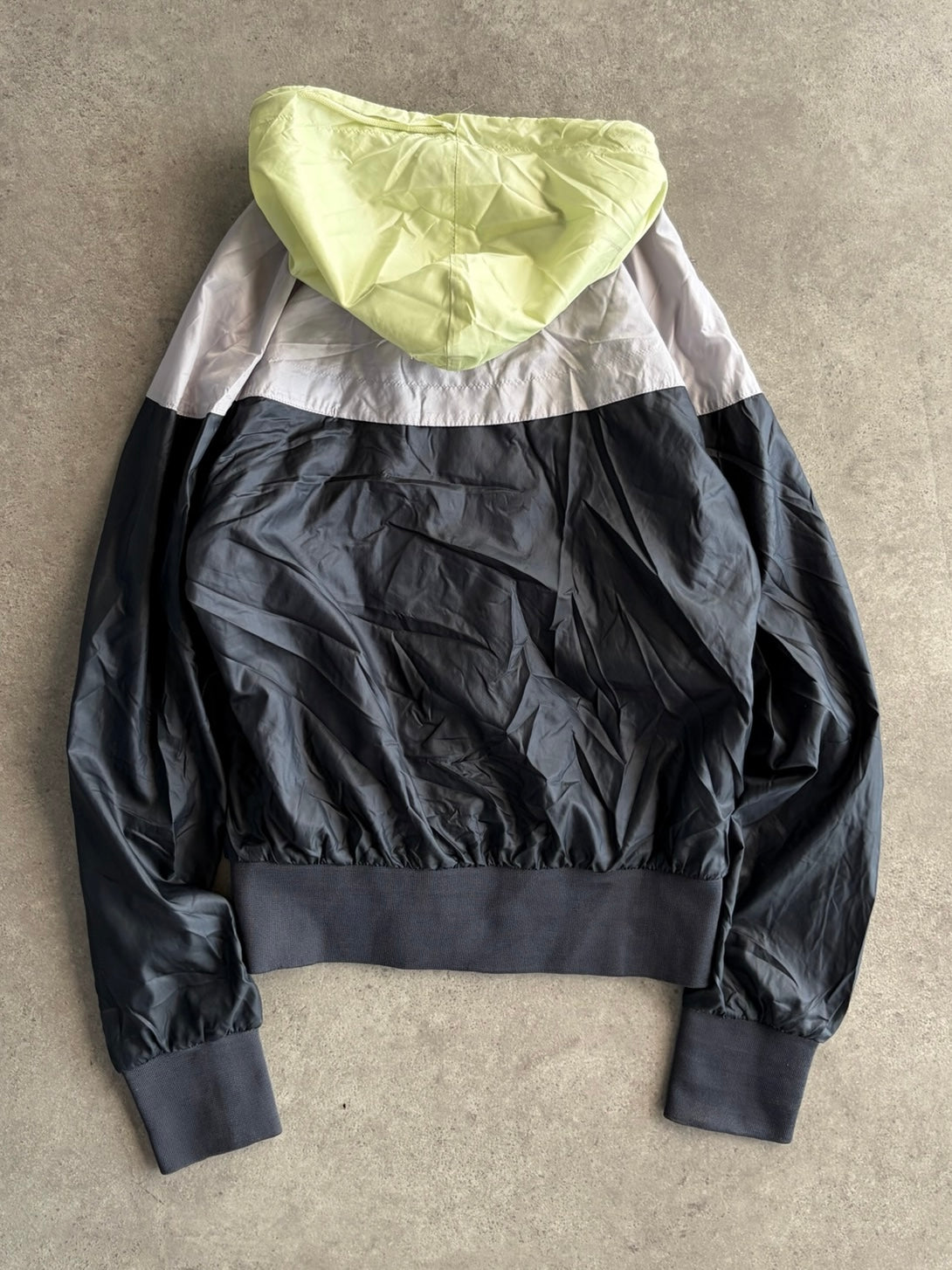 ג׳קט Nike Windrunner וינטג׳ - S