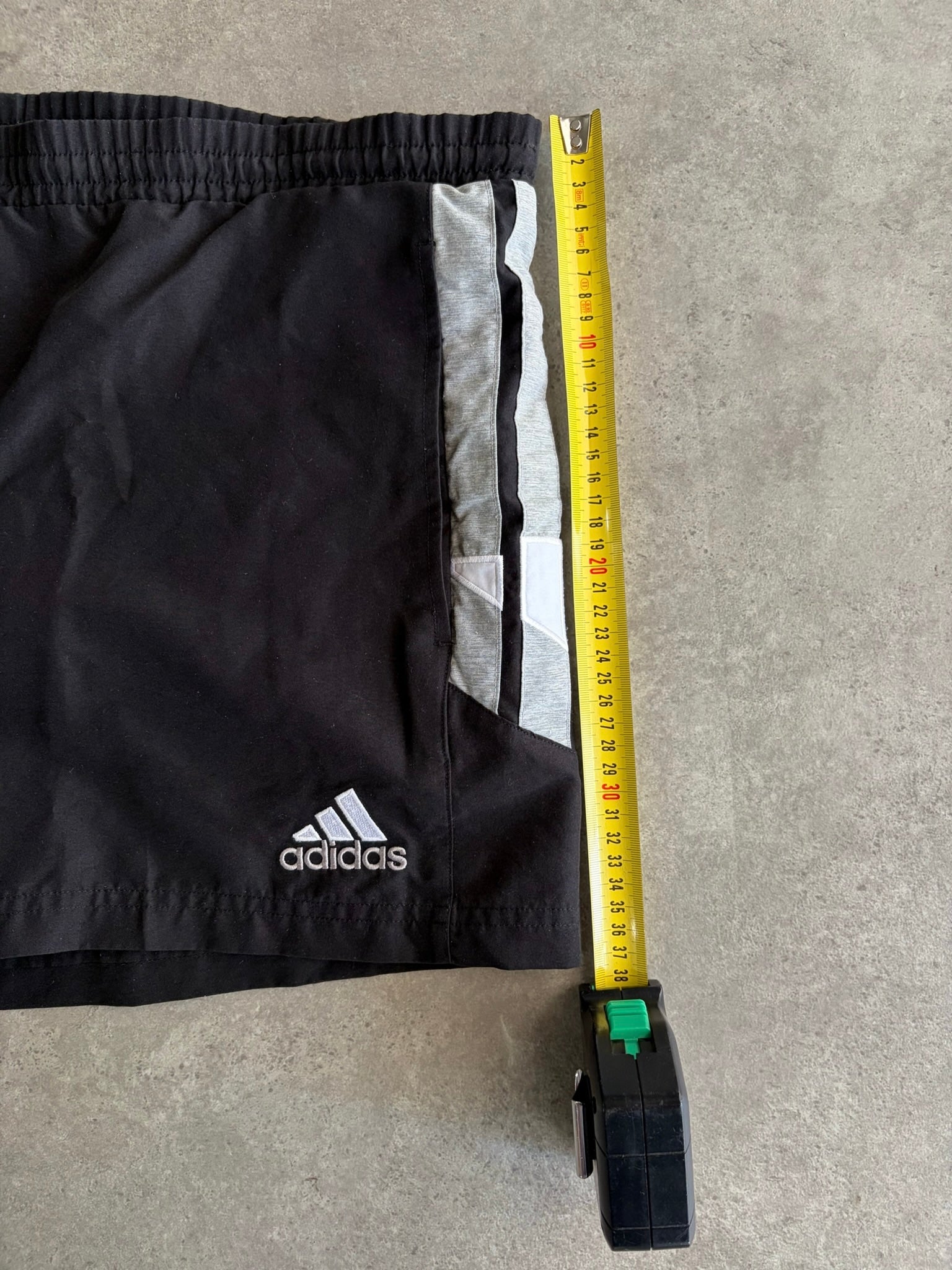 שורטס Adidas וינטג׳ - 40