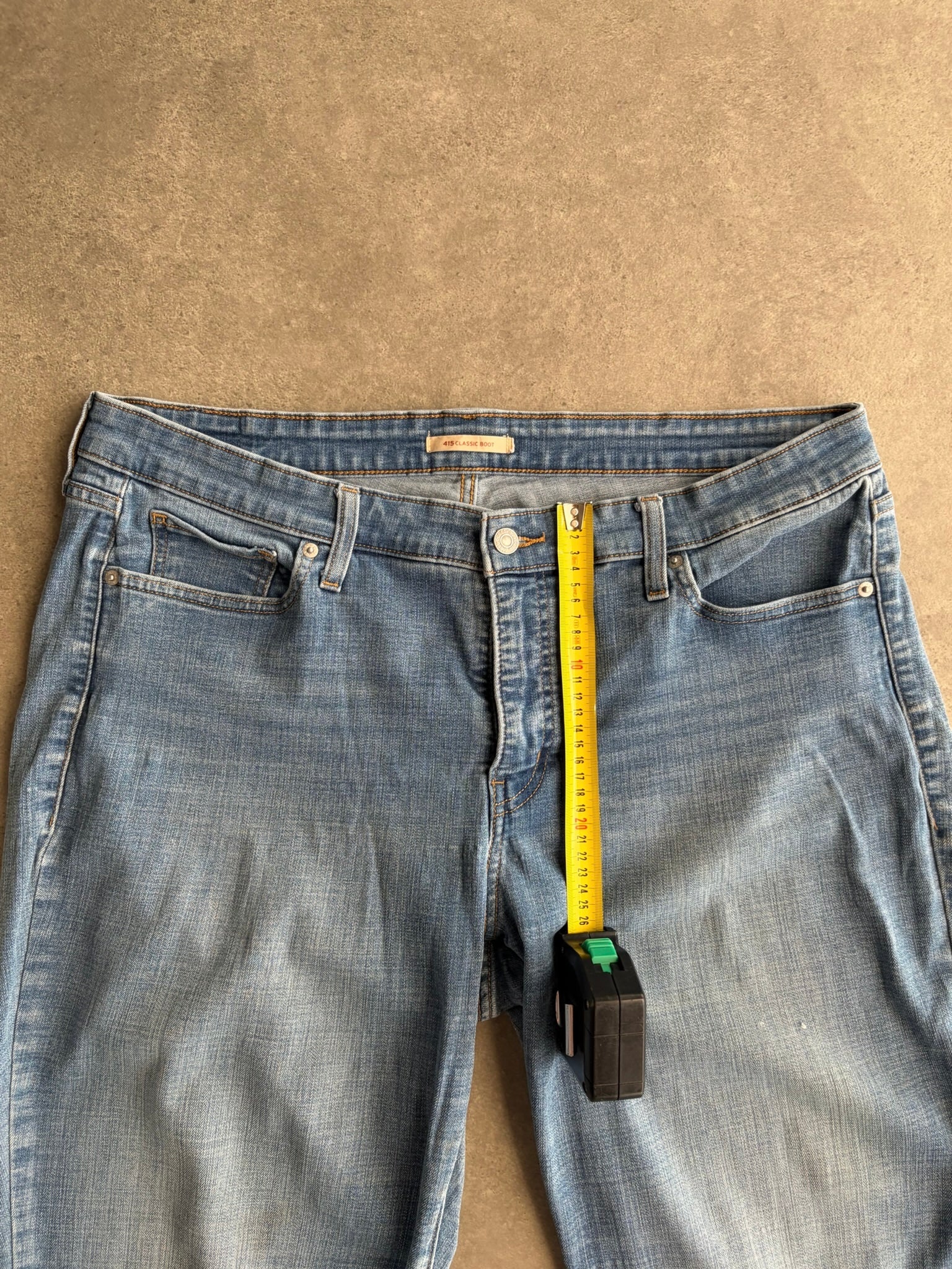 ג׳ינס Levi's 415 עם רקמה וינטג׳ - 38