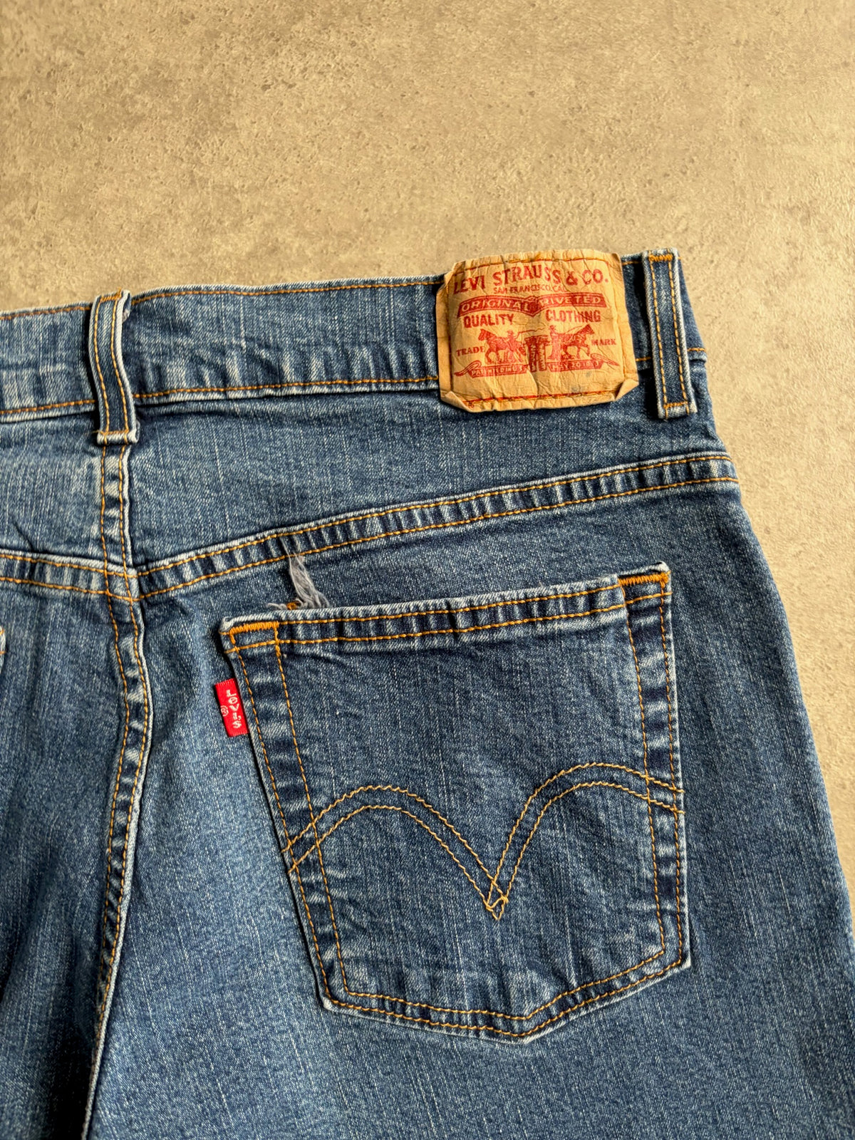 ג'ינס Levi's 550 וינטג' - 31 30 – ג׳ינס ליוויס וינטג׳, תמונה 3