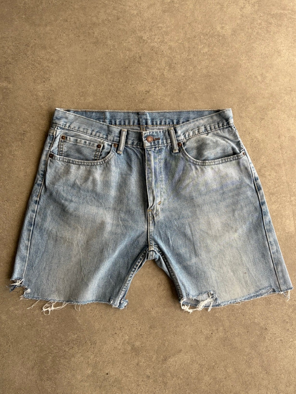 שורטס ג׳ינס Levi's 505 קאט-אוף וינטג׳ - 34