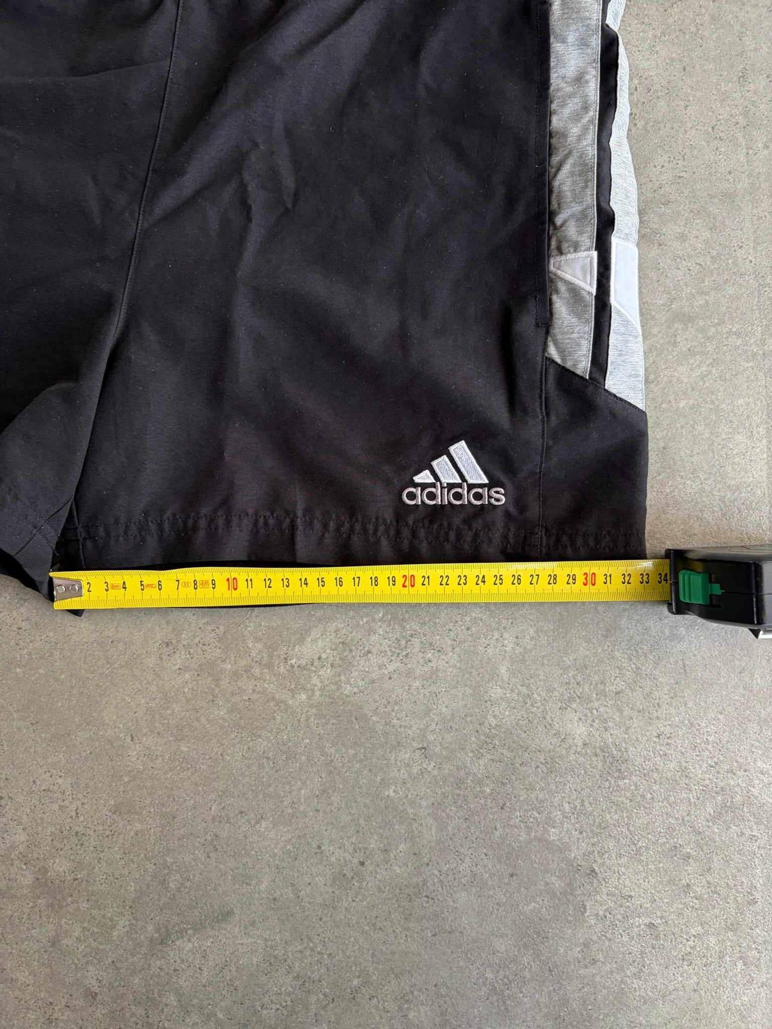 שורטס Adidas וינטג׳ - 40