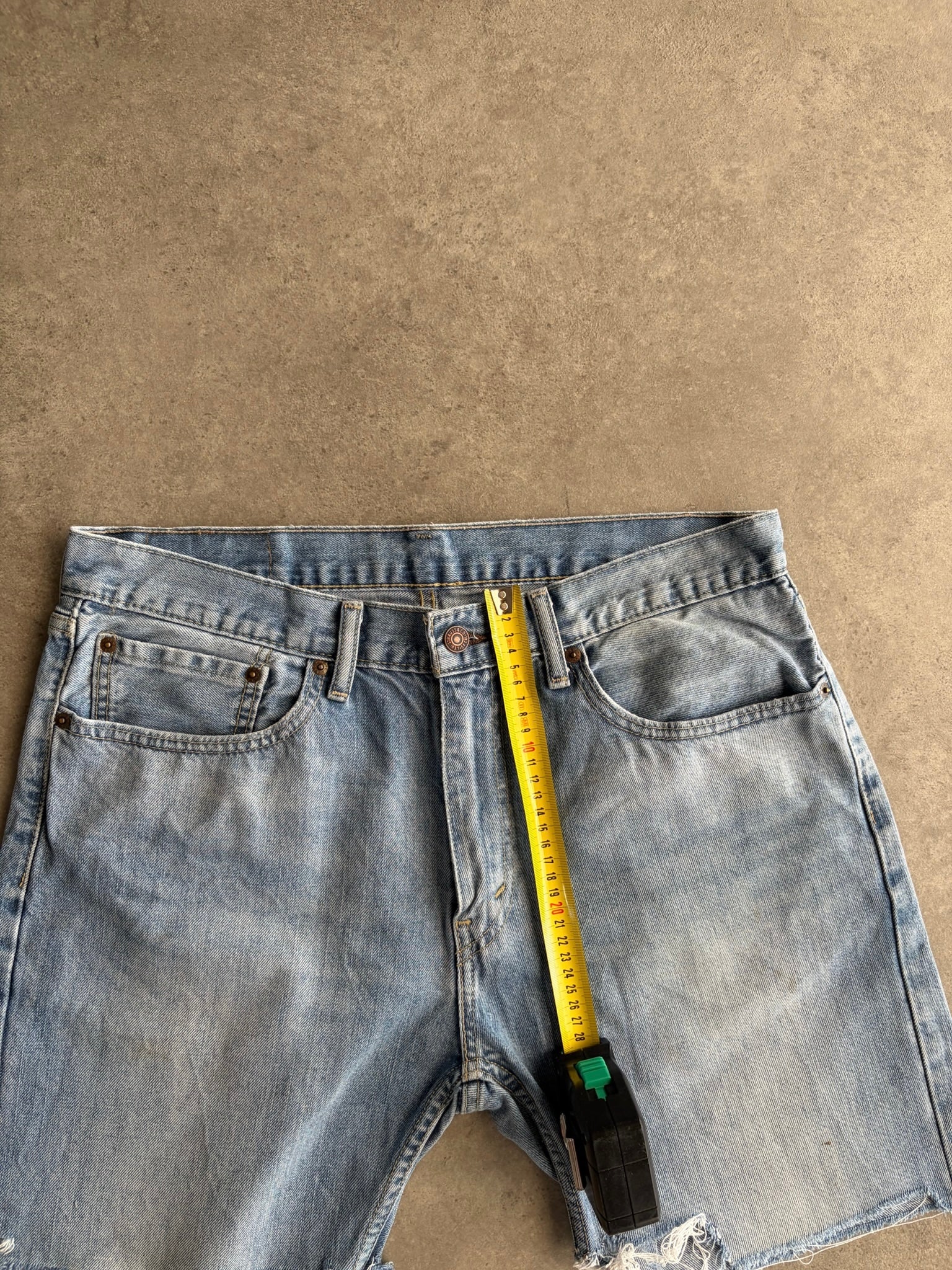 שורטס ג׳ינס Levi's 505 קאט-אוף וינטג׳ - 34