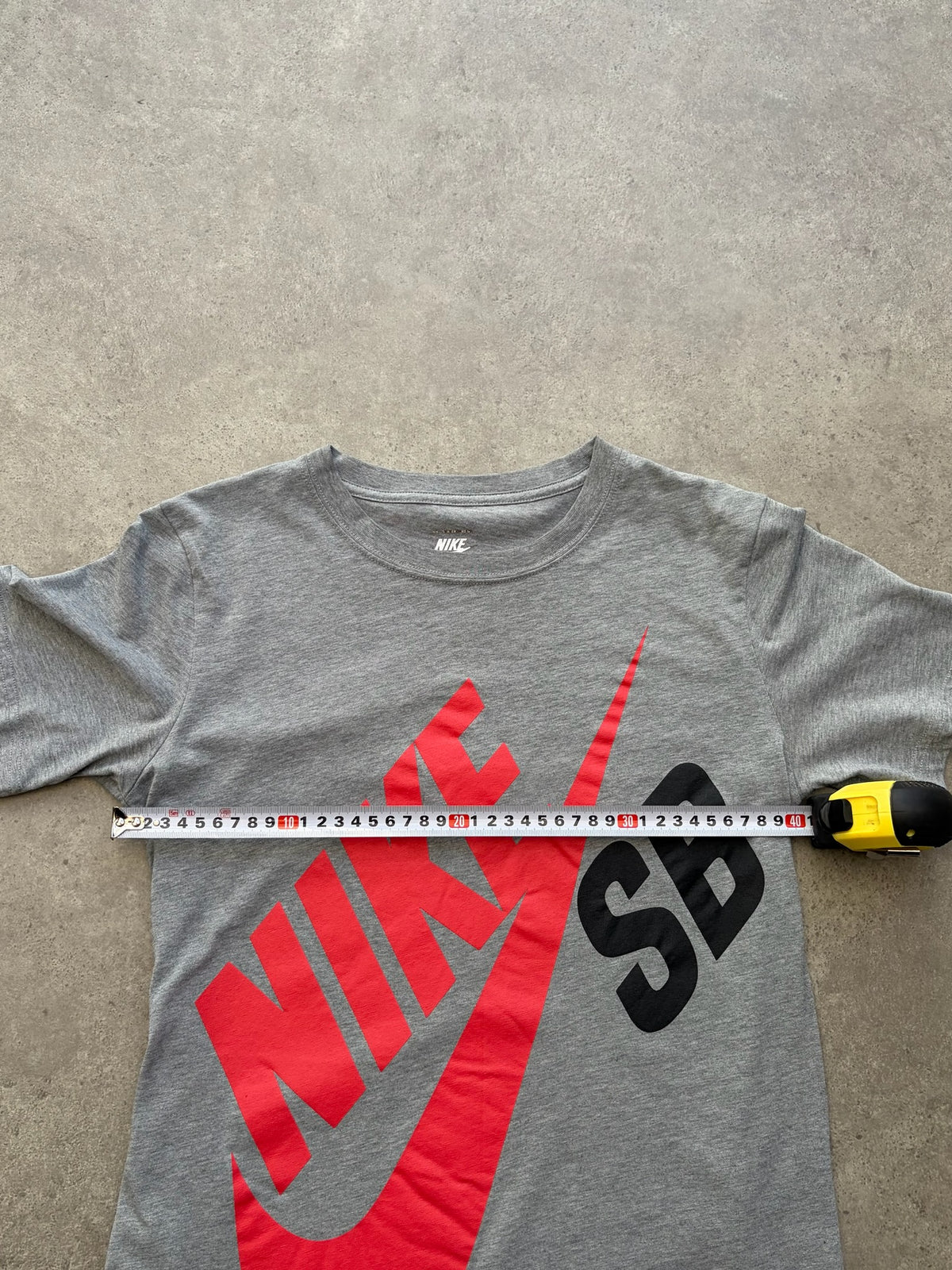 טישירט Nike SB הדפס לוגו וינטג׳ - XXS – טי שירט וינטג׳ נייקי, תמונה 3