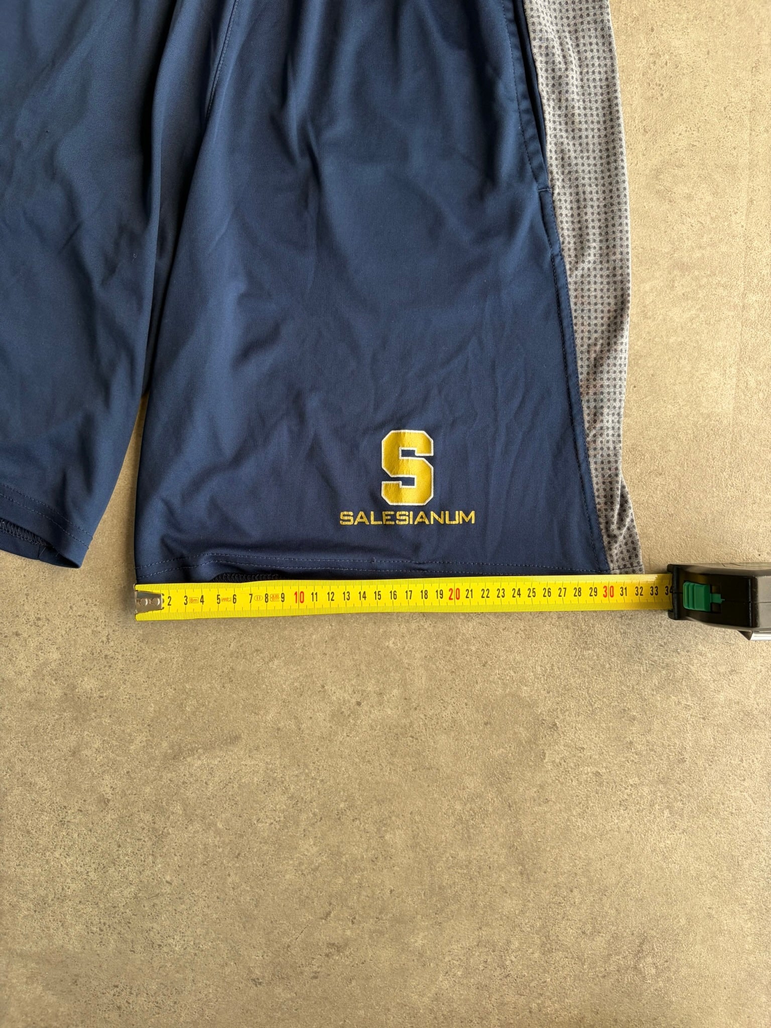 שורטס אדידס Salesianum וינטג׳ - 33