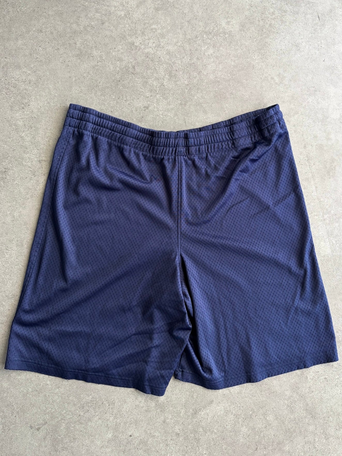שורטס כדורסל Under Armour Chaminade וינטג׳ - 35