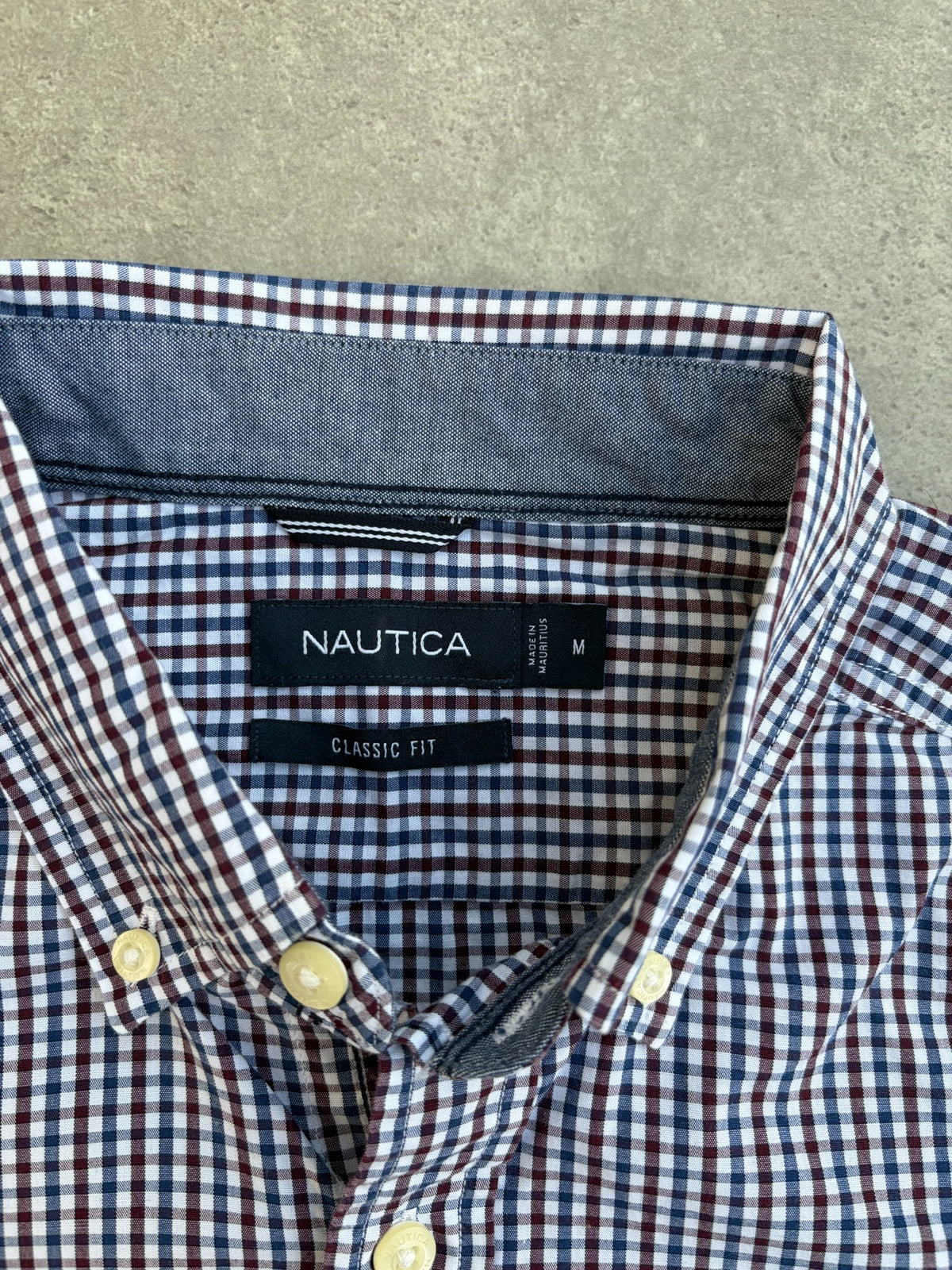 מכופתרת Nautica משובצת שרוולים קצרים וינטג׳ - L – חולצת פלנל משבצות וינטג׳ נאוטיקה, תמונה 3