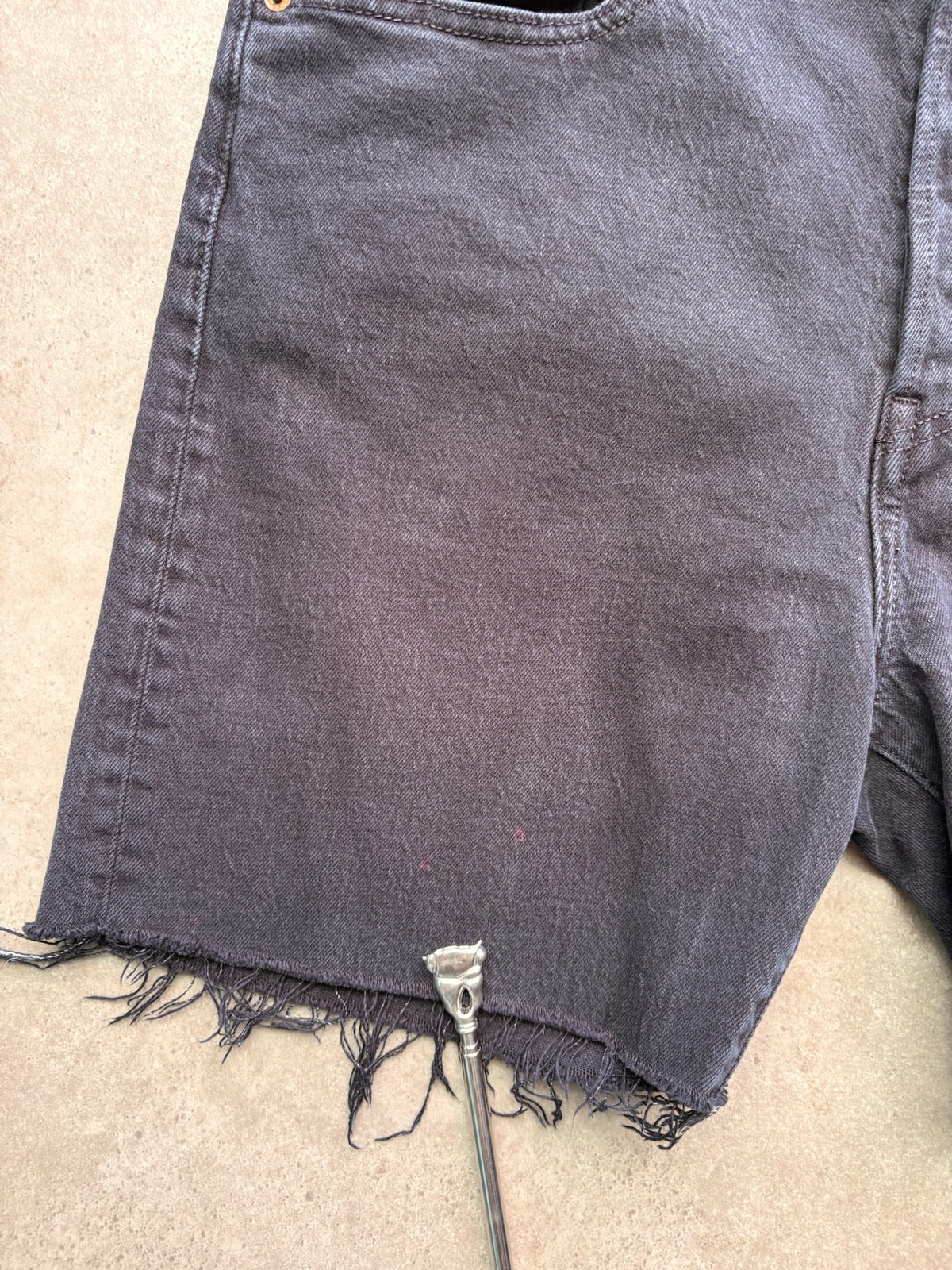 שורט ג'ינס Levi's 501 וינטג׳ פרום-שחור - 31
