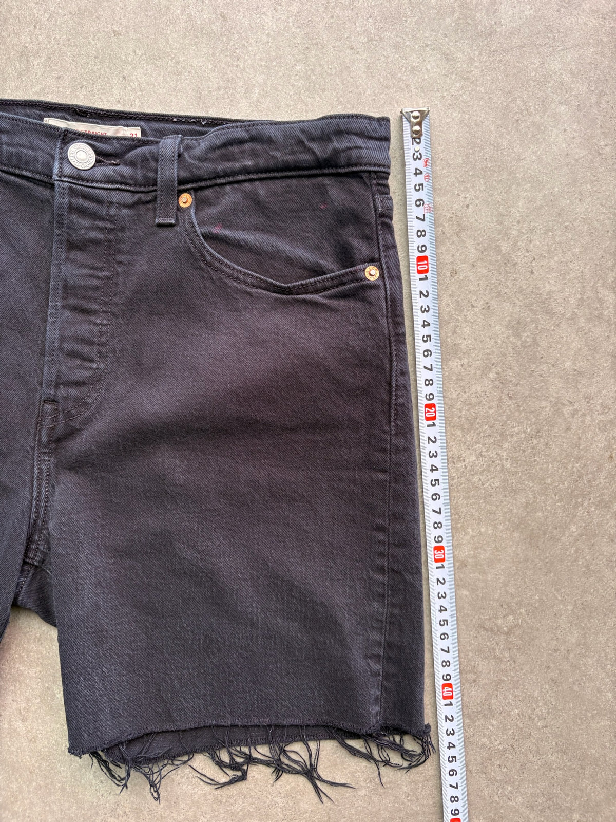 שורט ג'ינס Levi's 501 וינטג׳ פרום-שחור - 31