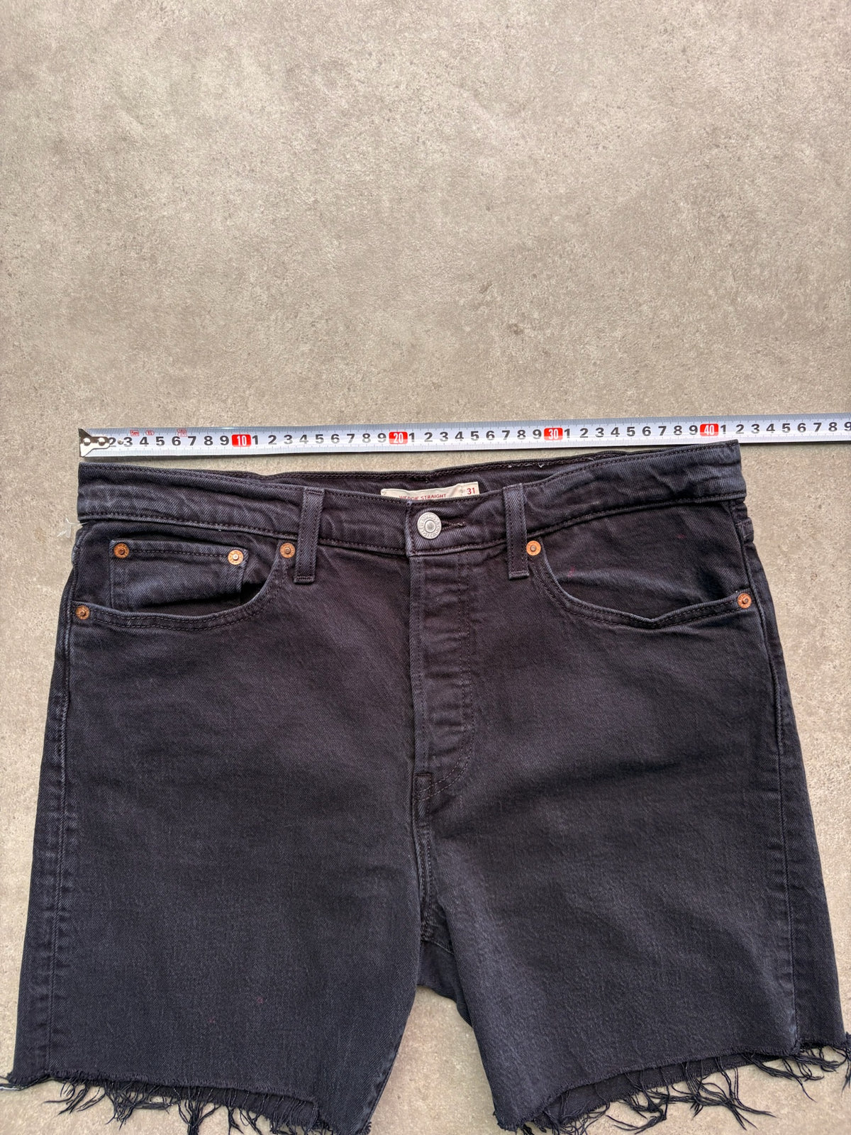 שורט ג'ינס Levi's 501 וינטג׳ פרום-שחור - 31