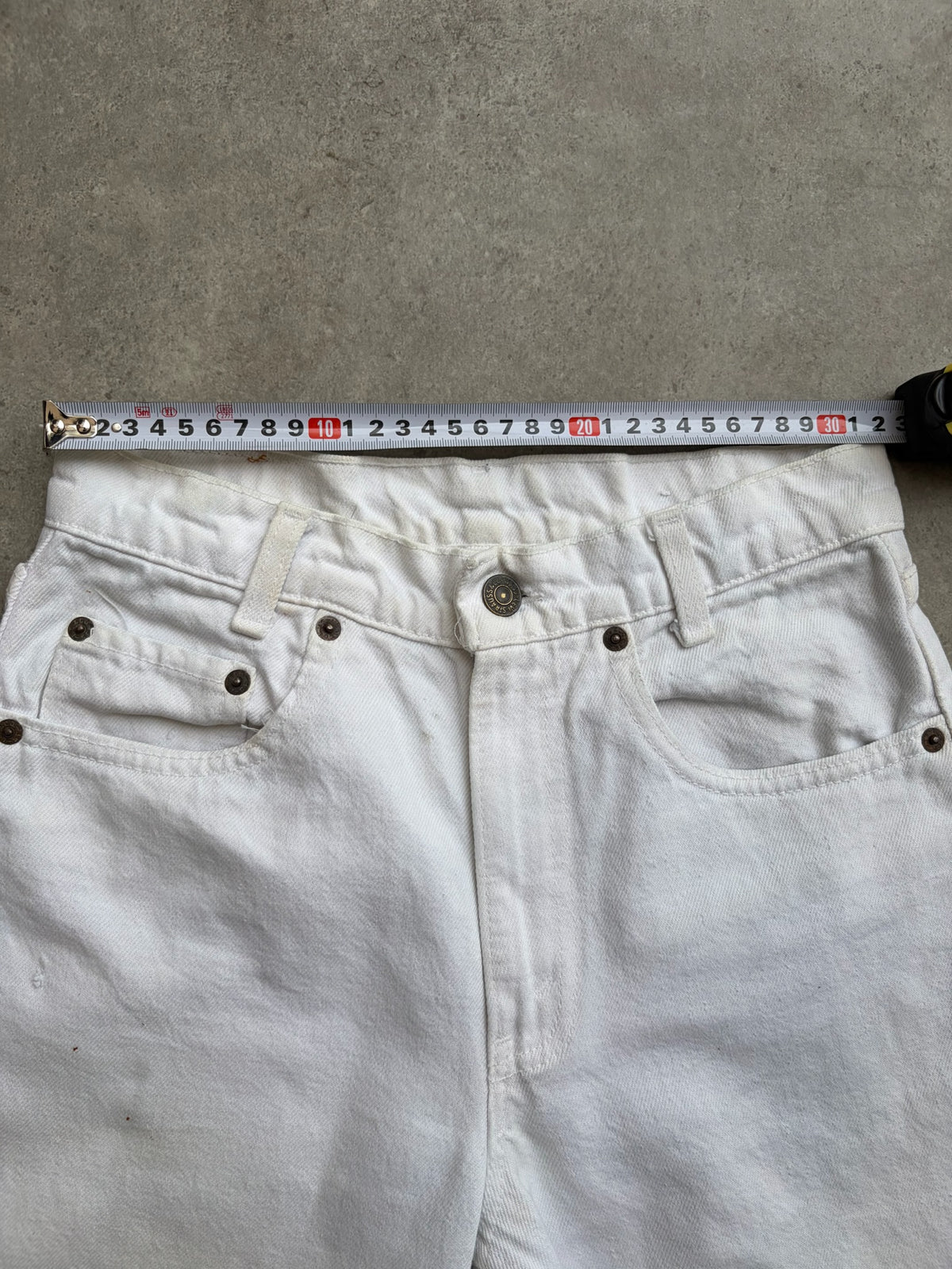 Levi's 550 ג'ינס וינטג׳ לבן - מידה 28